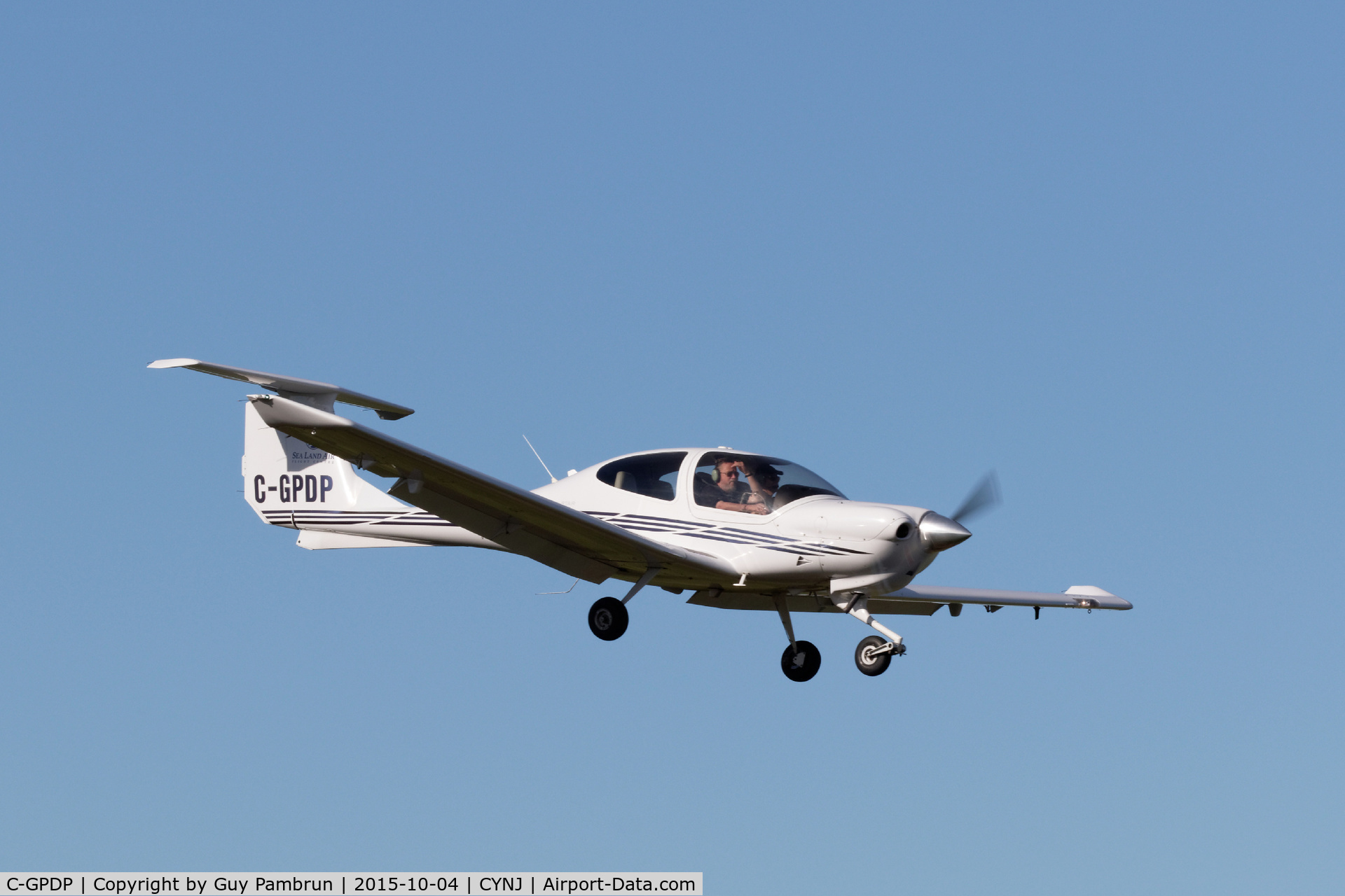 C-GPDP, 2005 Diamond DA-40 Diamond Star C/N 40.525, Landing