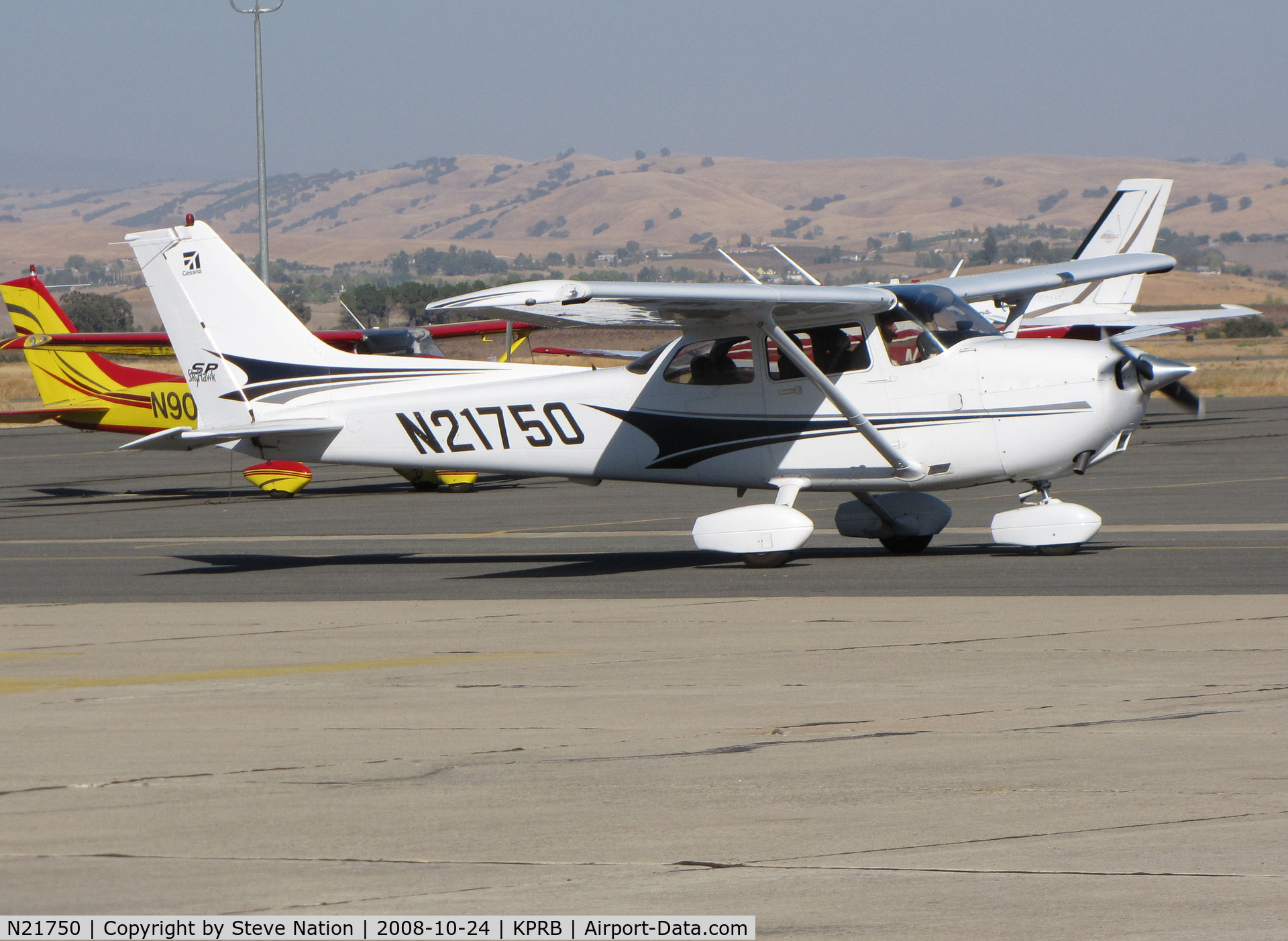 N21750, 2004 Cessna 172S C/N 172S9641, 2004 Cessna 172S from Camarillo Municipal Airport, CA starting engine on transient ramp @ Paso Robles Municipal Airport, CA