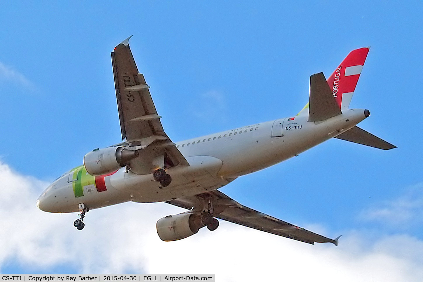 CS-TTJ, 1999 Airbus A319-111 C/N 979, Airbus A319-111 [0979] (TAP Portugal) Home~G 30/04/2015. On approach 27R.