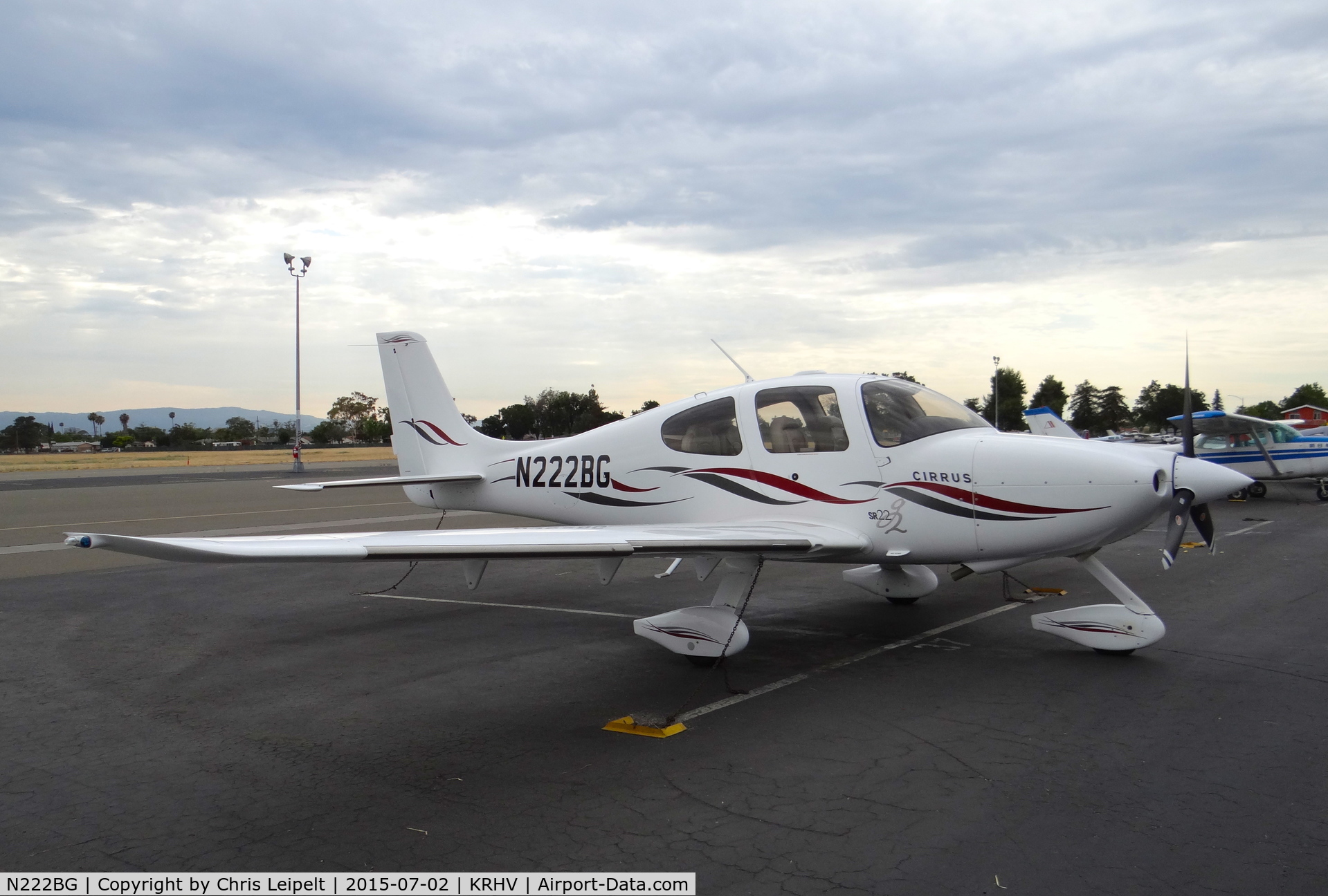 N222BG, 2004 Cirrus SR22T C/N 1095, Nevada-based 2004 Cirrus SR-22T visiting parked on the Nice Air tie downs at Reid Hillview Airport, San Jose, CA.