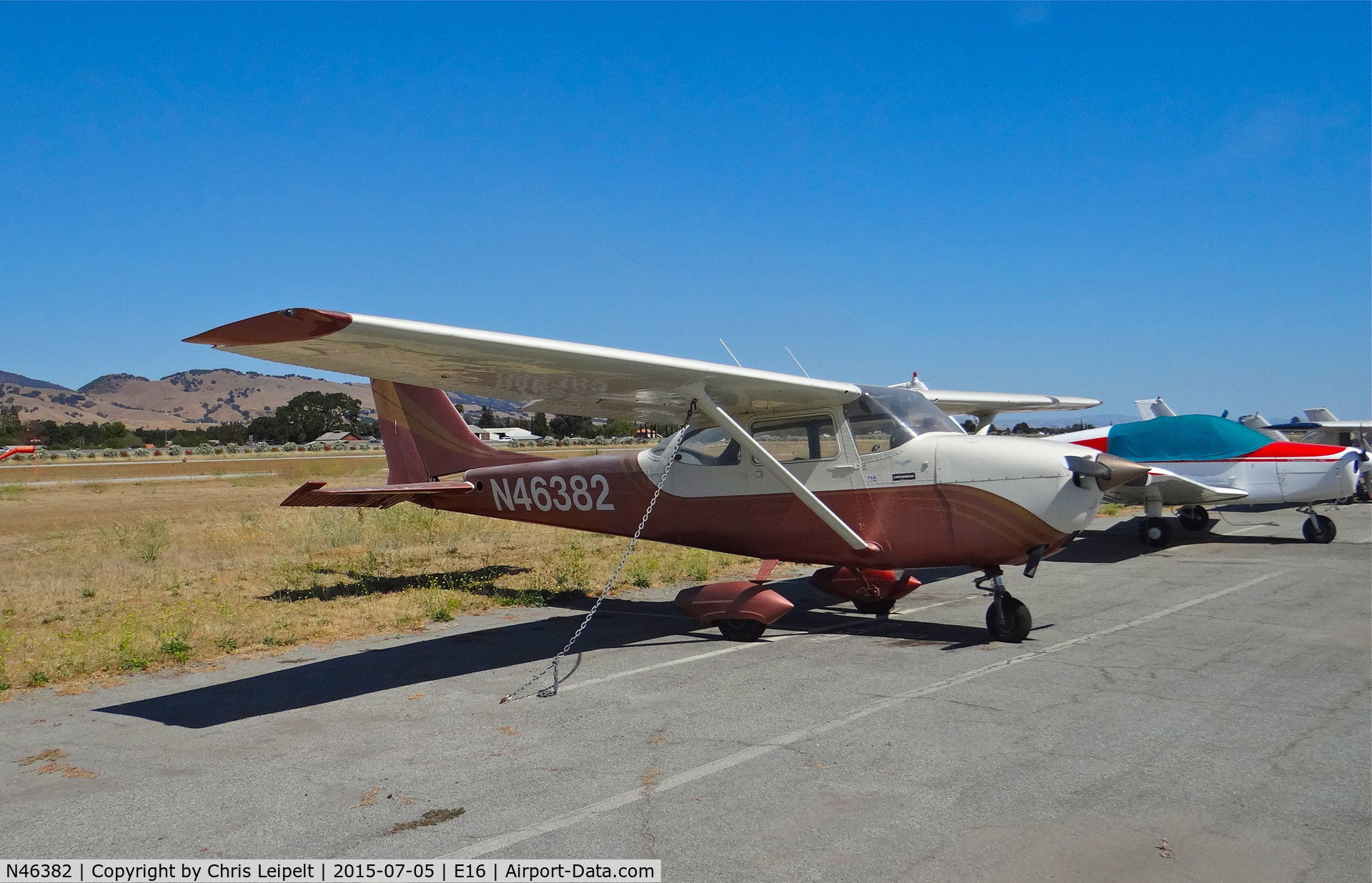 N46382, 1968 Cessna 172K Skyhawk C/N 17257230, Locally-based 1968 Cessna 172K sitting at its tie down at South County Airport, San Martin, CA.
