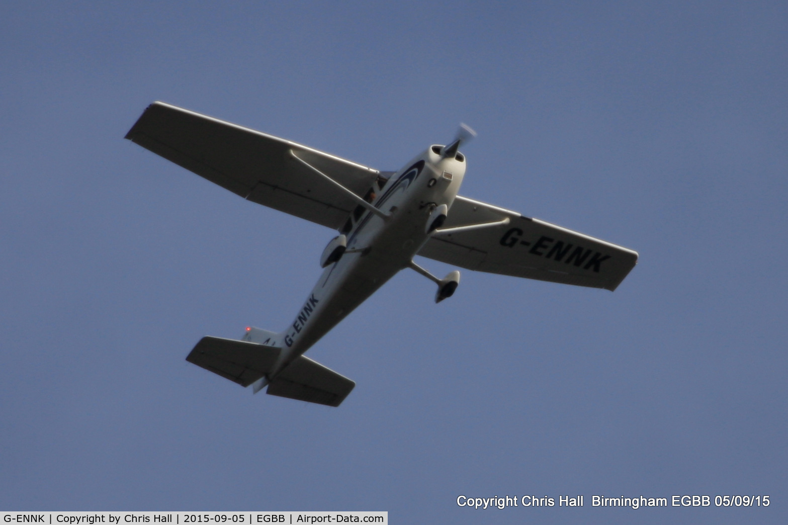 G-ENNK, 2000 Cessna 172S Skyhawk SP C/N 172S-8538, overhead Birmingham