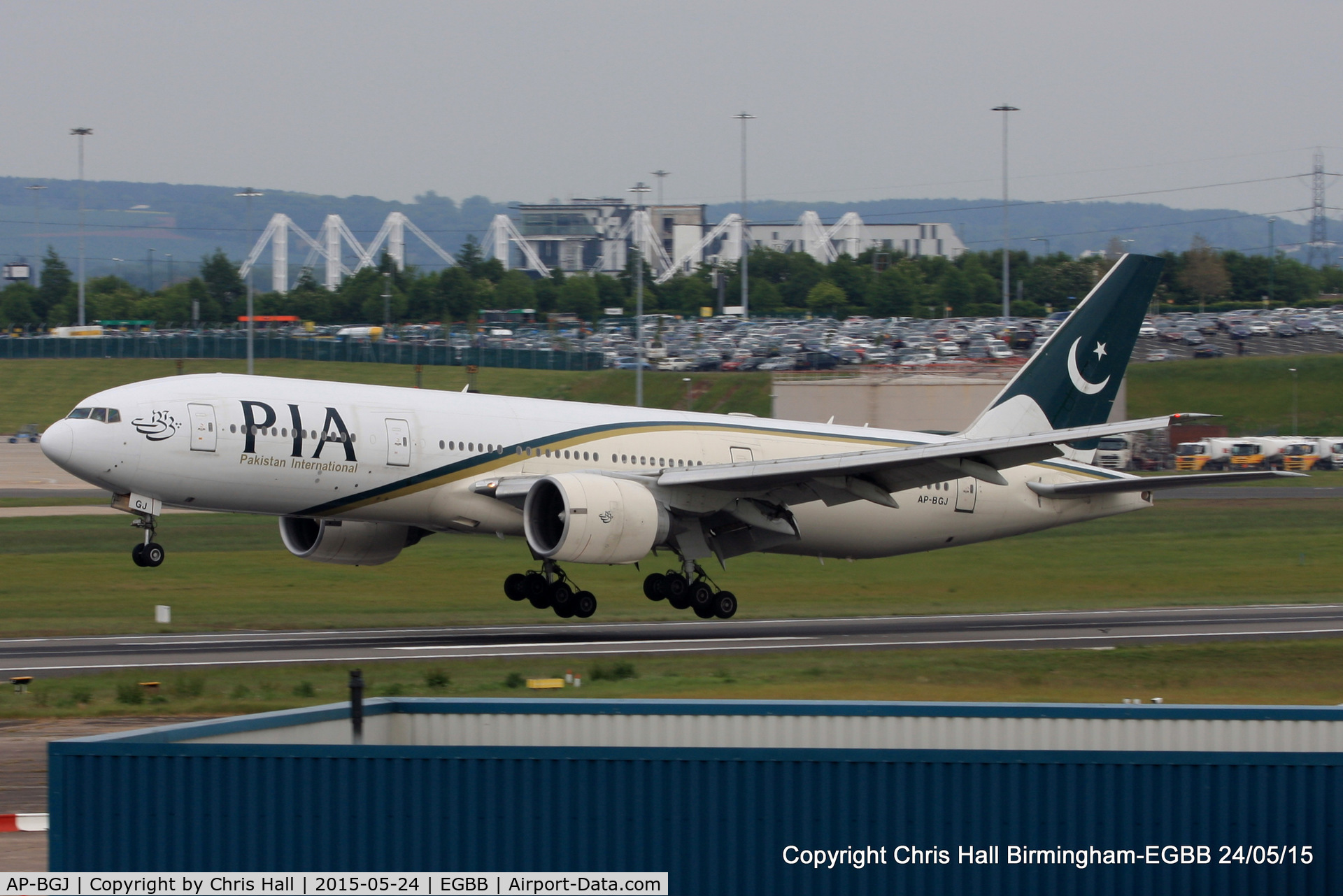 AP-BGJ, 2003 Boeing 777-240/ER C/N 33775, PIA Pakistan International Airlines