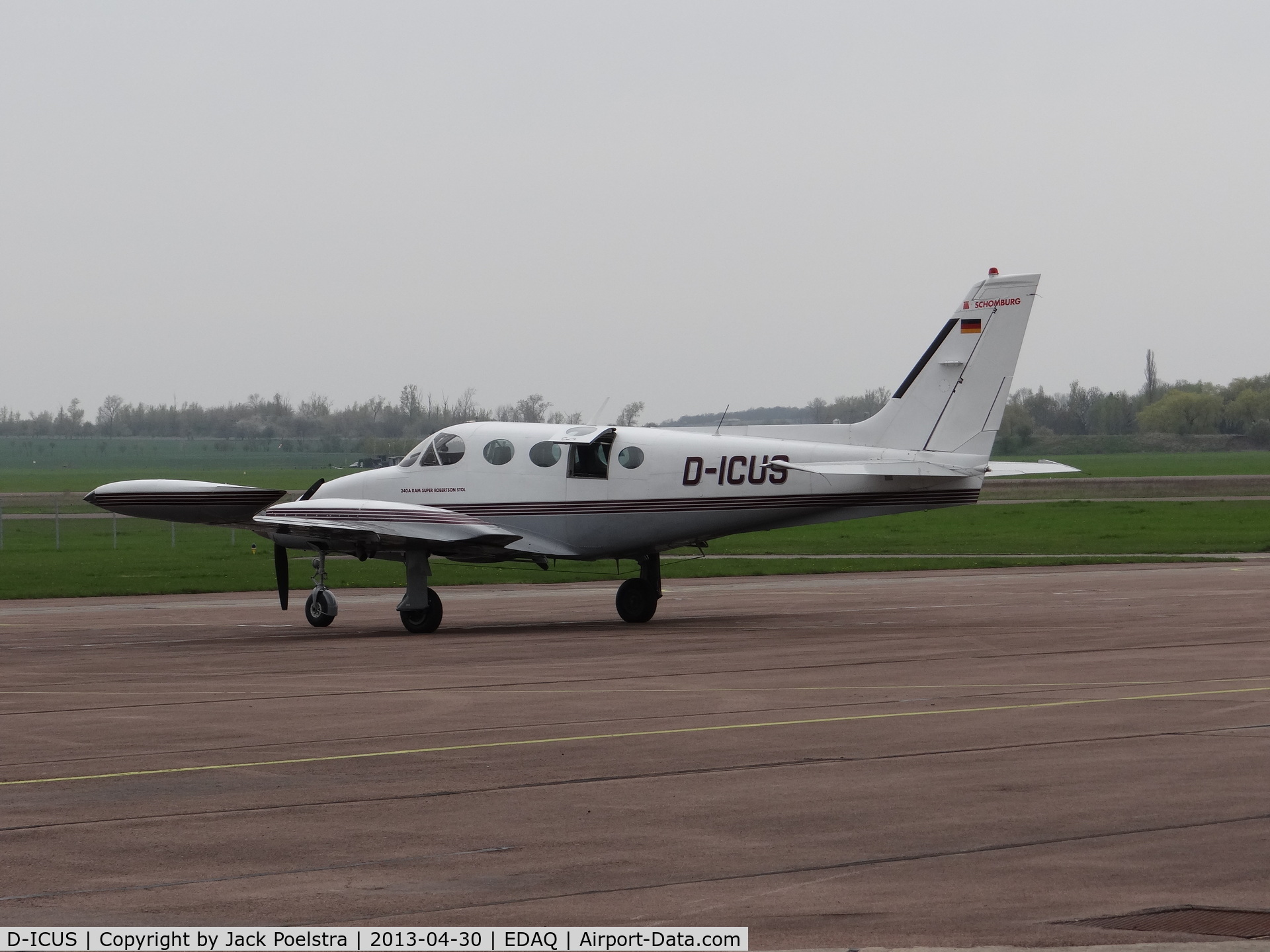D-ICUS, Cessna 340A C/N 340A1012, D-ICUS at Halle airport