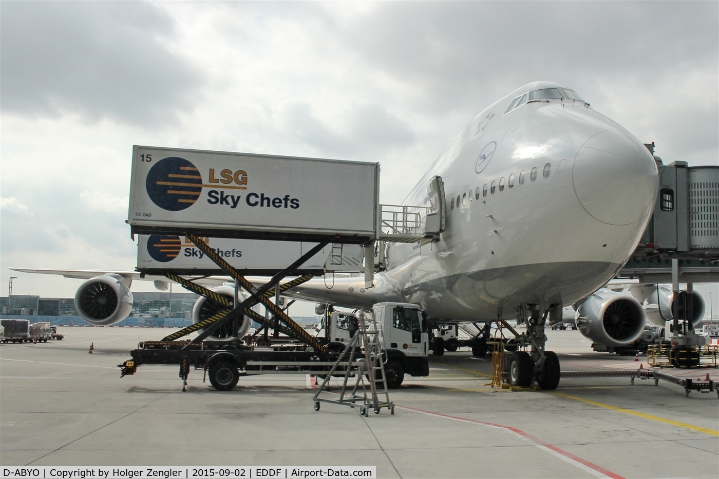 D-ABYO, 2014 Boeing 747-830 C/N 37841, Pretty new anonymous...