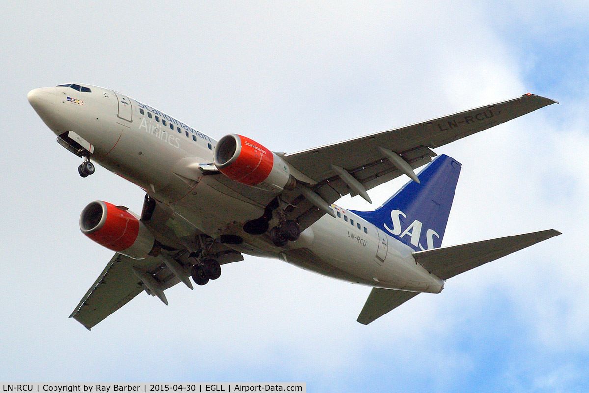 LN-RCU, 1999 Boeing 737-683 C/N 30190, Boeing 737-683 [30190] (SAS Scandinavian Airlines) Home~G 30/04/2015. On approach 27R.