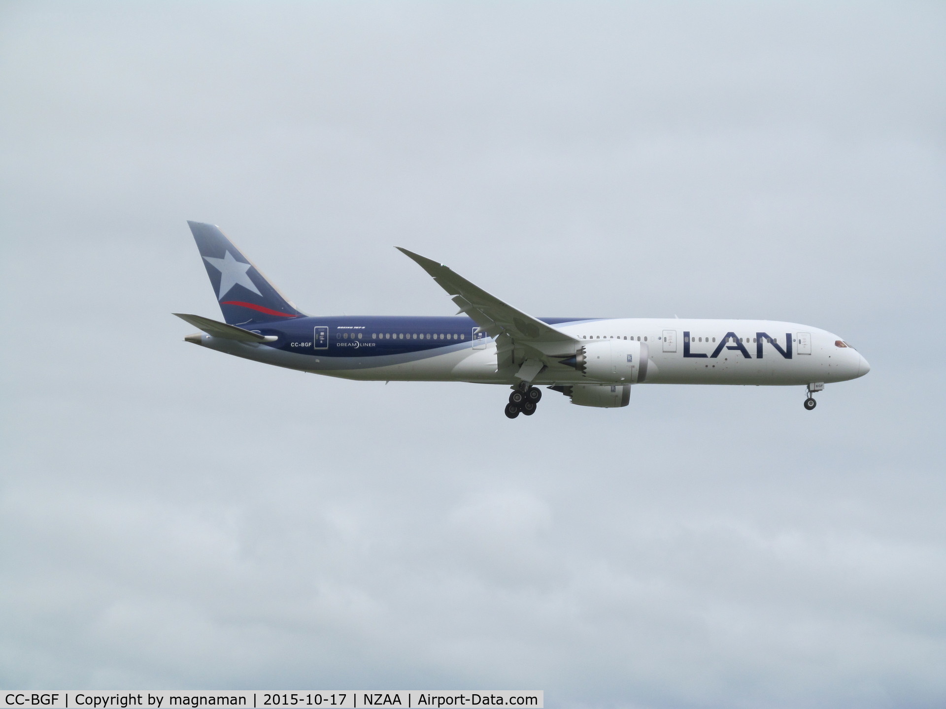 CC-BGF, 2015 Boeing 787-9 Dreamliner Dreamliner C/N 38479, Landing at AKL on its first day of NZ visits.