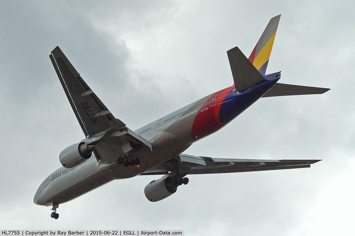 HL7755, 2007 Boeing 777-28E/ER C/N 30861, Boeing 777-28EER [30861] (Asiana Airlines) Home~G 22/06/2015. On approach 27R.