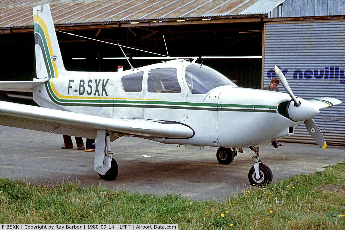 F-BSXK, Socata ST-10 Diplomate C/N 133, Socata ST-10 Diplomate [133] Pontoise~F 14/09/1980. From a slide.