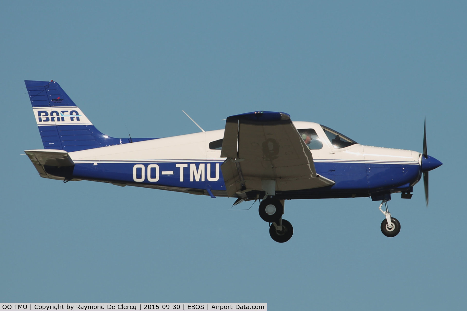 OO-TMU, 2010 Piper PA-28-161 Warrior III C/N 2842343, OO-TMU of BAFA (Ben Air Flight Academy) landing at Ostend.