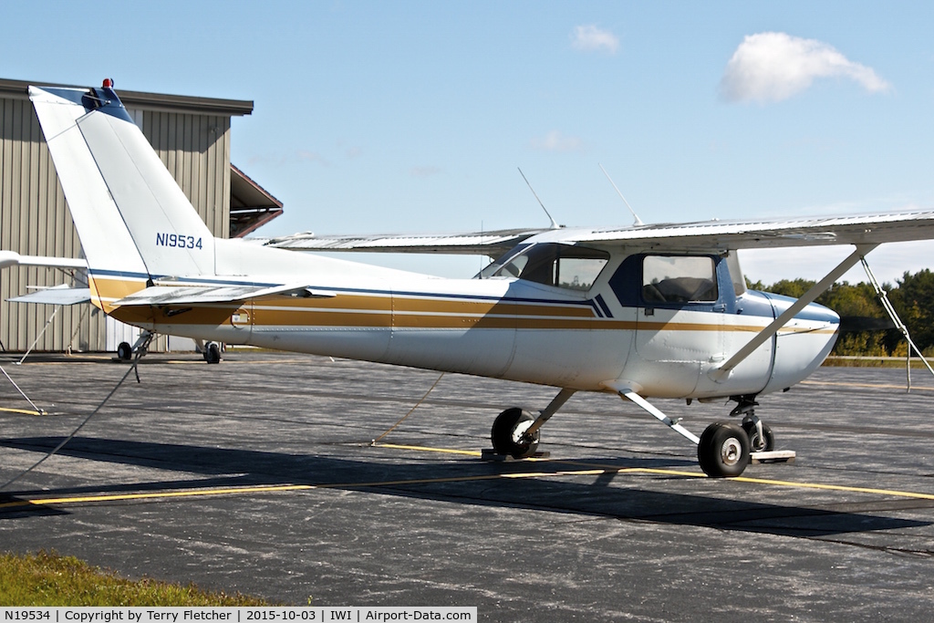 N19534, 1973 Cessna 150L C/N 15074479, At Wiscasset Airport in Maine