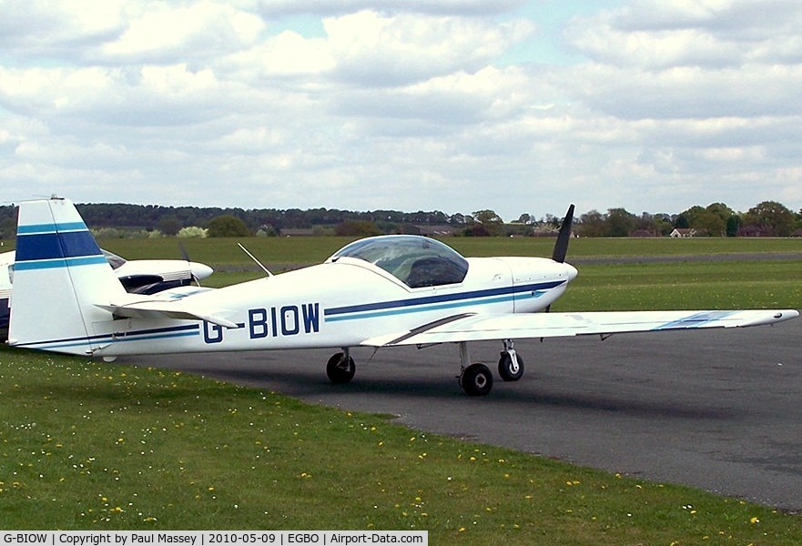 G-BIOW, 1981 Slingsby T-67A Firefly C/N 1988, Visitor to Halfpenny Green.