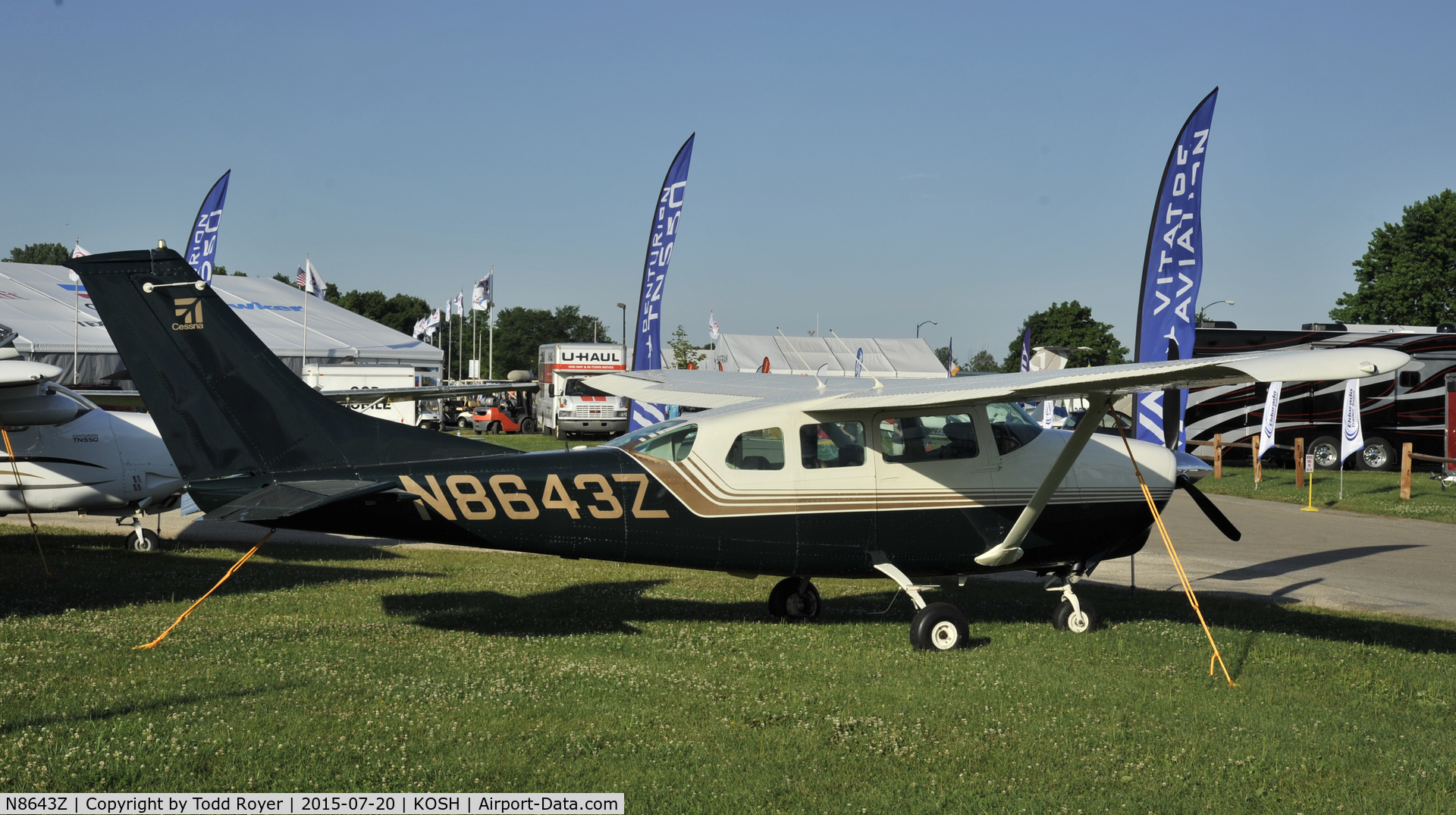 N8643Z, 1967 Cessna P206C Super Skylane C/N P206-0443, Airventure 2015