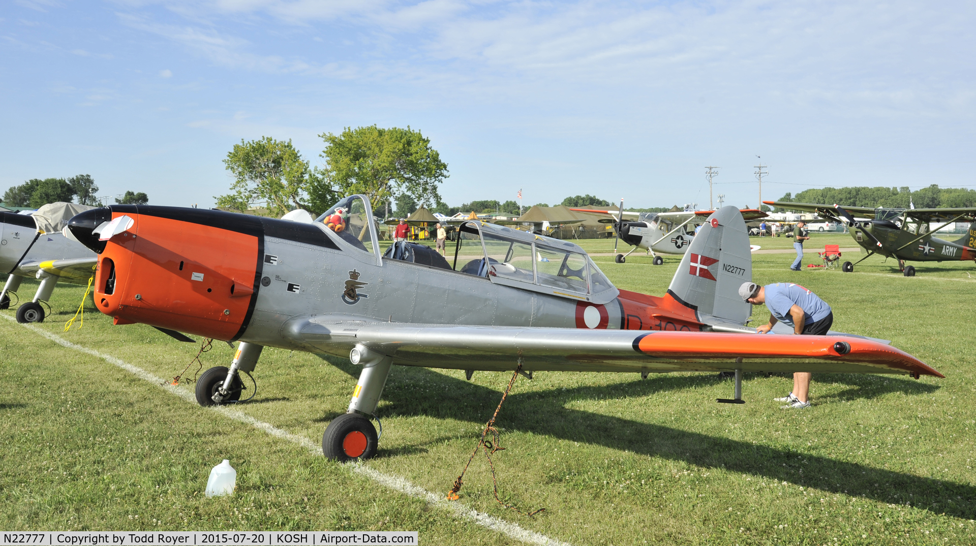N22777, 1950 De Havilland DHC-1 Chipmunk 22 C/N C1/0105, Airventure 2015