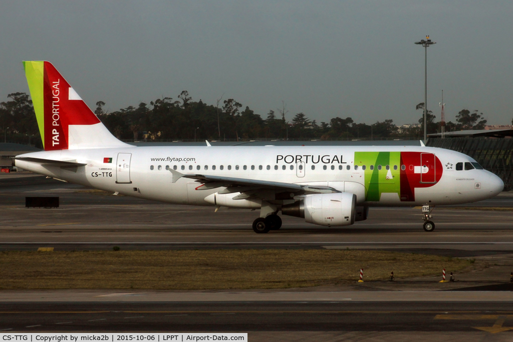 CS-TTG, 1998 Airbus A319-111 C/N 906, Taxiing