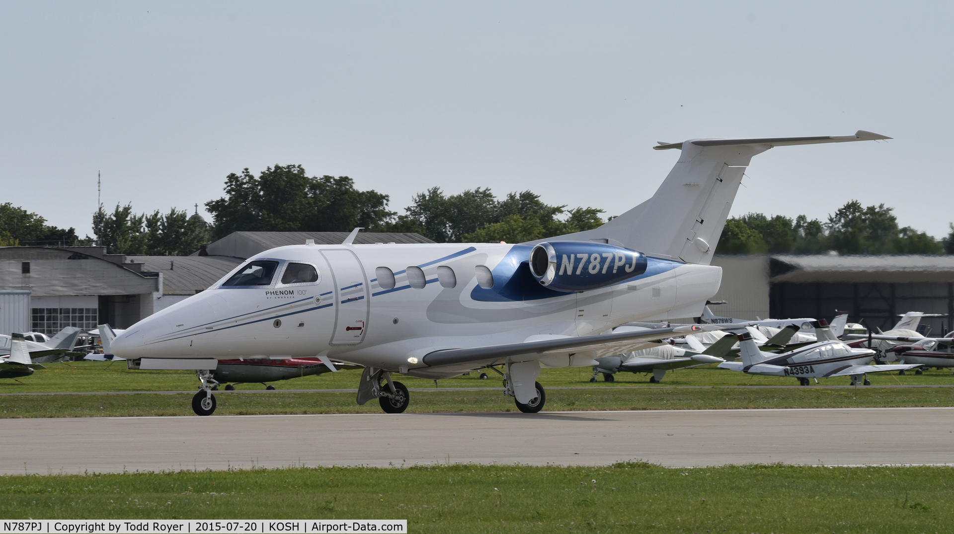 N787PJ, 2011 Embraer EMB-500 Phenom 100 C/N 50000258, Airventure 2015