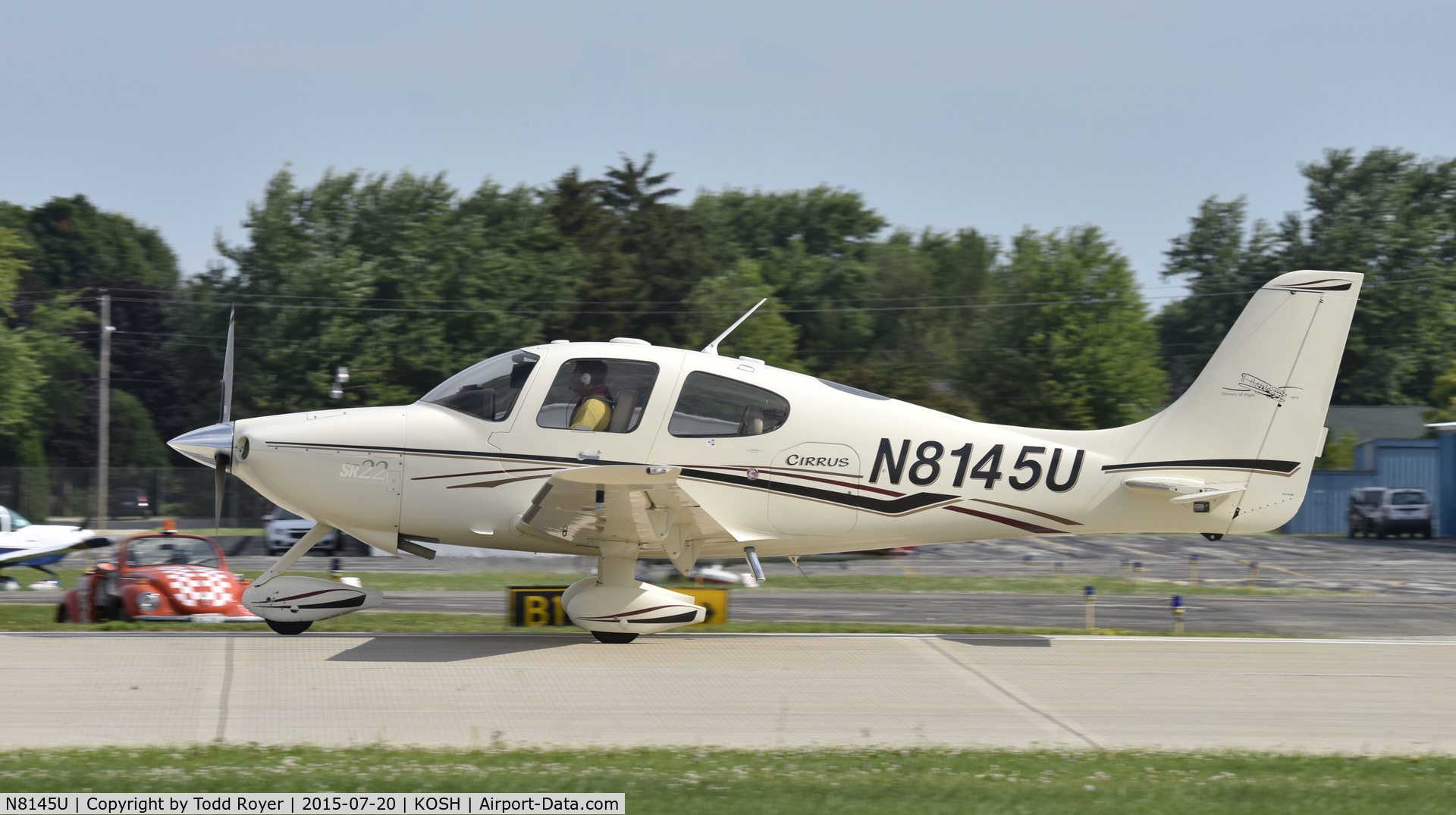 N8145U, 2003 Cirrus SR22 C/N 0683, Airventure 2015