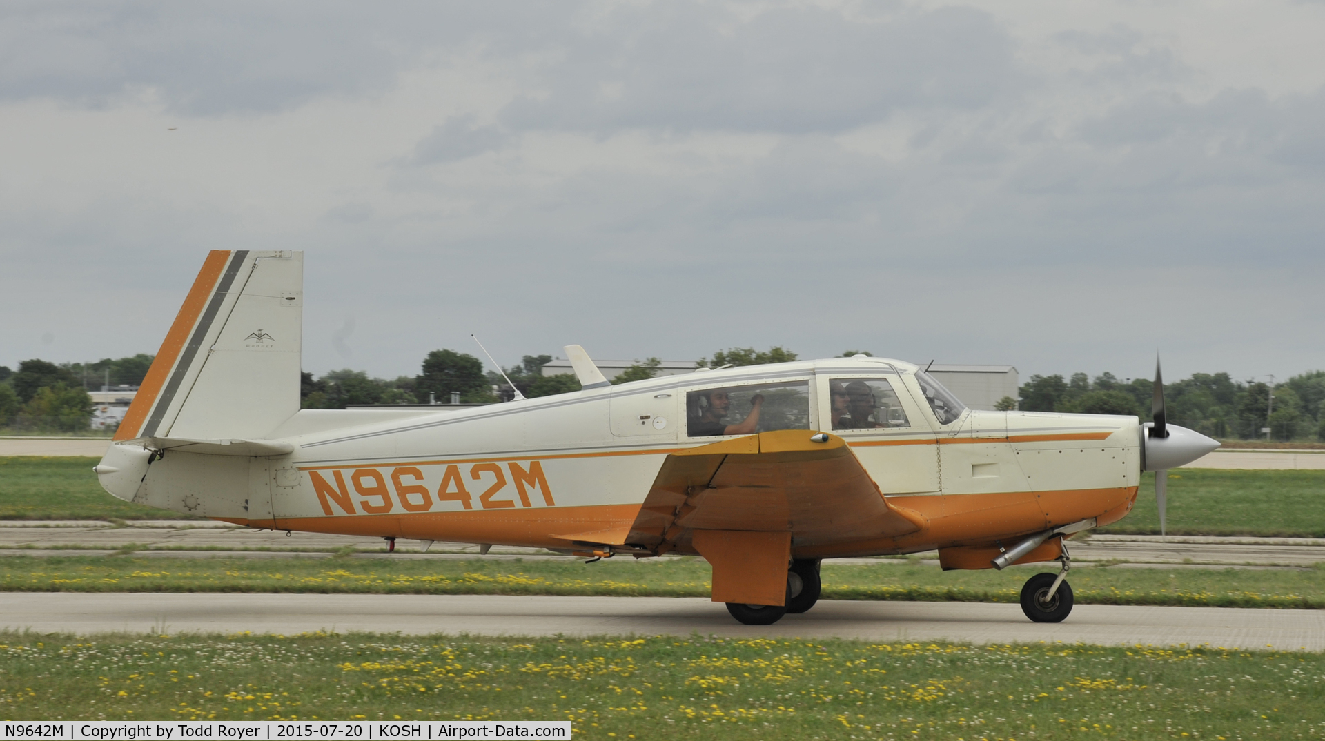 N9642M, 1966 Mooney M20F Executive C/N 670219, Airventure 2015