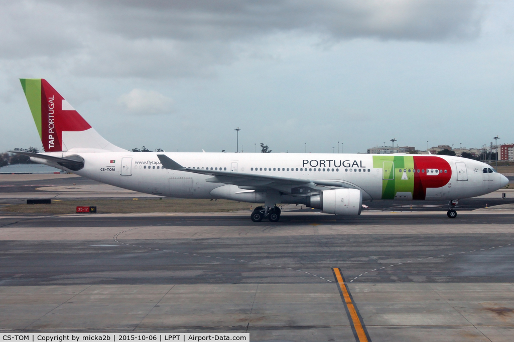 CS-TOM, 2008 Airbus A330-202 C/N 899, Taxiing