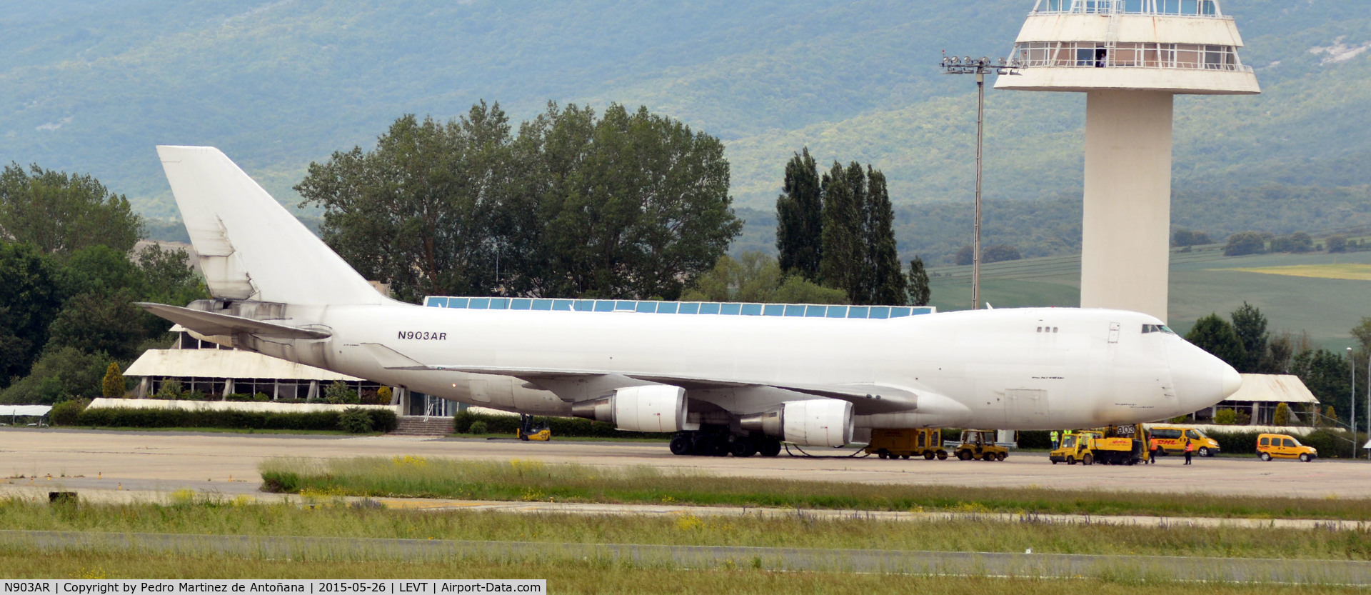 N903AR, 2002 Boeing 747-428F/ER/SCD C/N 33096, Foronda Vitoria-Gasteiz  - España