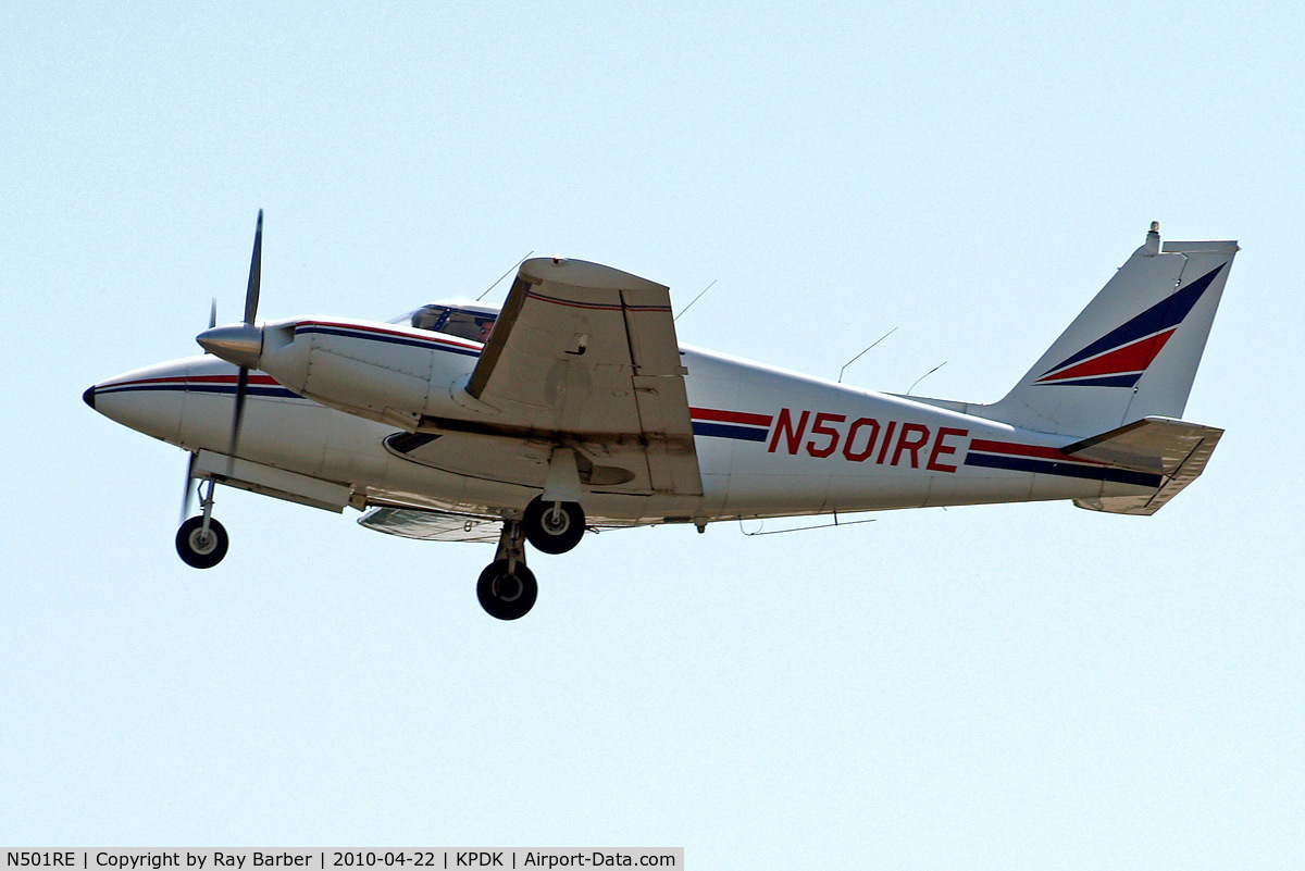 N501RE, 1963 Piper PA-30 Twin Comanche C/N 30-194, Piper PA-30-160 Twin Comanche [30-194] Atlanta-Dekalb Peachtree~N 22/04/2010