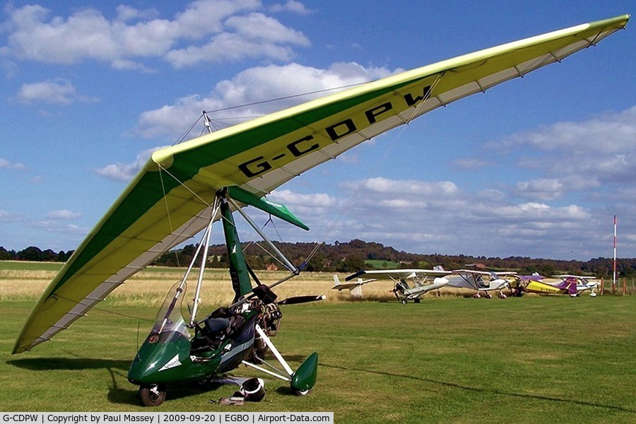 G-CDPW, 2005 P&M Aviation Pegasus Quantum 15-912 C/N 8138, @ Halfpenny Green.