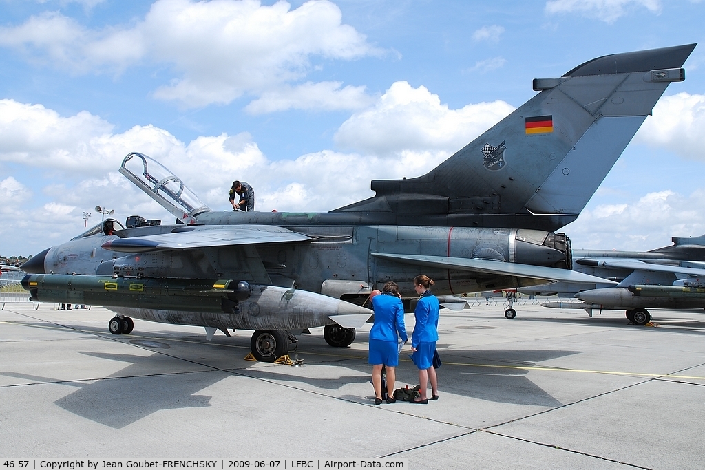 46 57, Panavia Tornado ECR C/N 906/GS290/4357, German AF Cazaux Air Force base