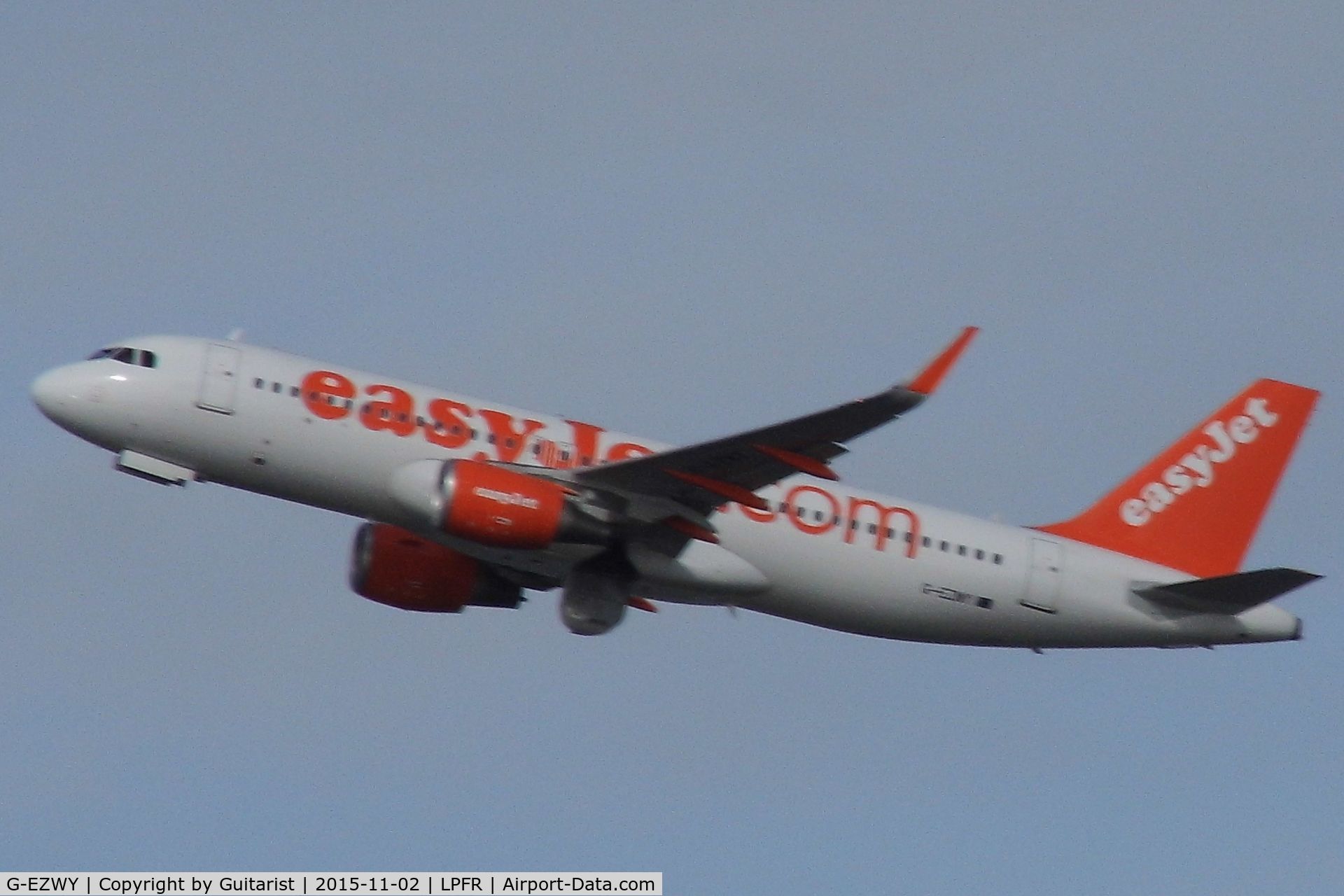 G-EZWY, 2014 Airbus A320-214 C/N 6267, At Faro