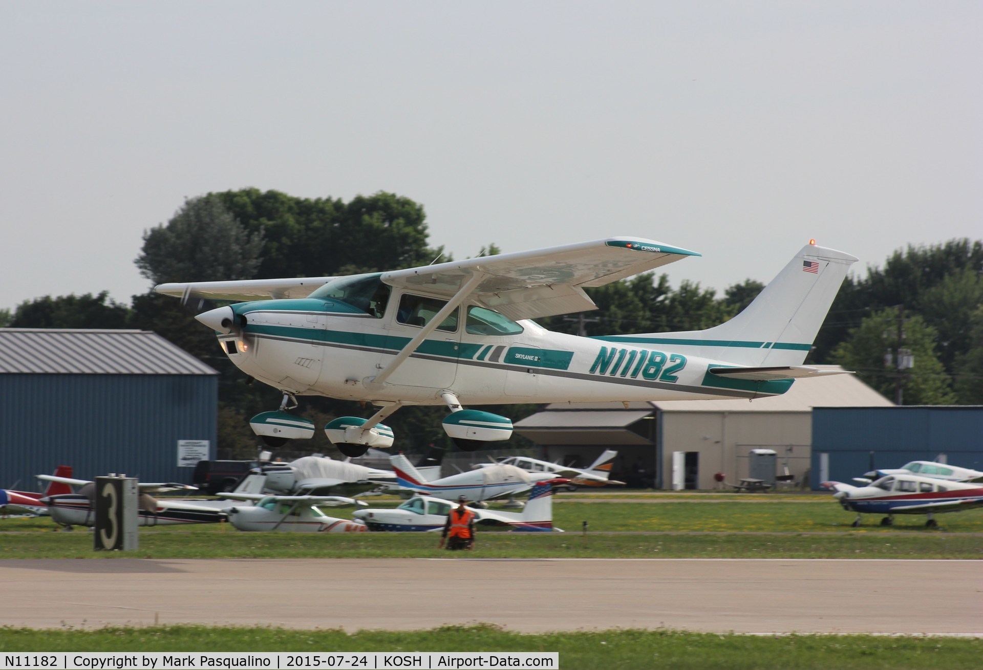 N11182, 1979 Cessna 182Q Skylane C/N 18266815, Cessna 182Q