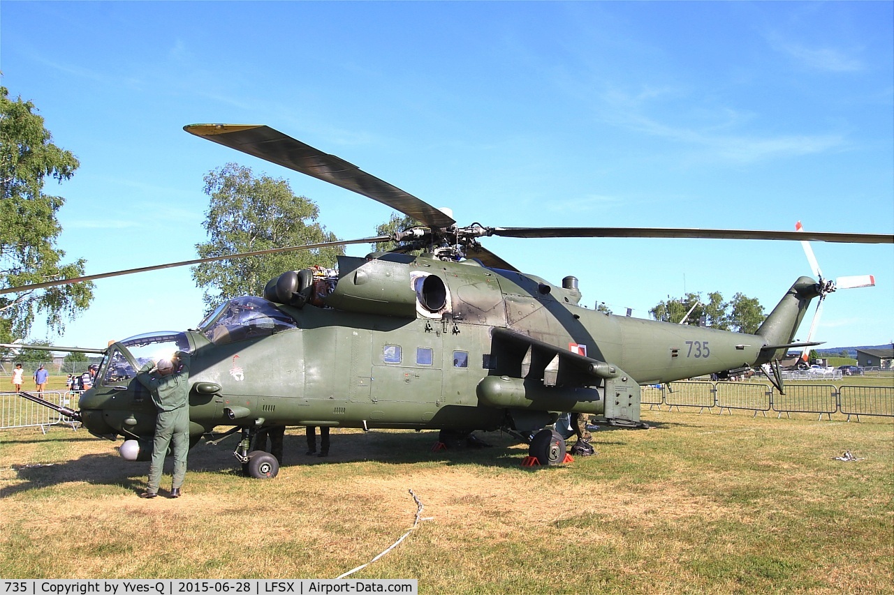 735, 1986 Mil Mi-24V Hind E C/N 410735, Mil Mi-24V Hind E, Static display, Luxeuil-Saint Sauveur Air Base 116 (LFSX) Open day 2015
