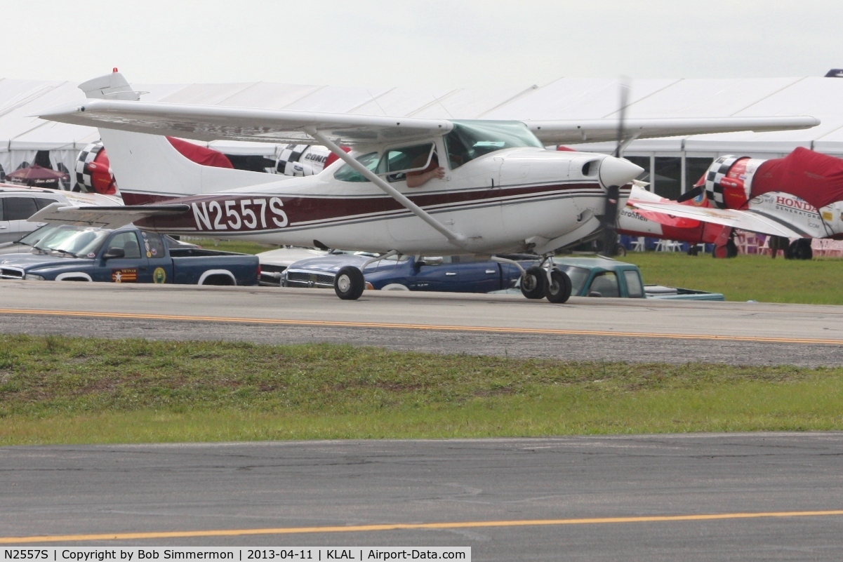 N2557S, Cessna TR182 Turbo Skylane RG C/N R18201349, Arriving at Lakeland during Sun N Fun 2013