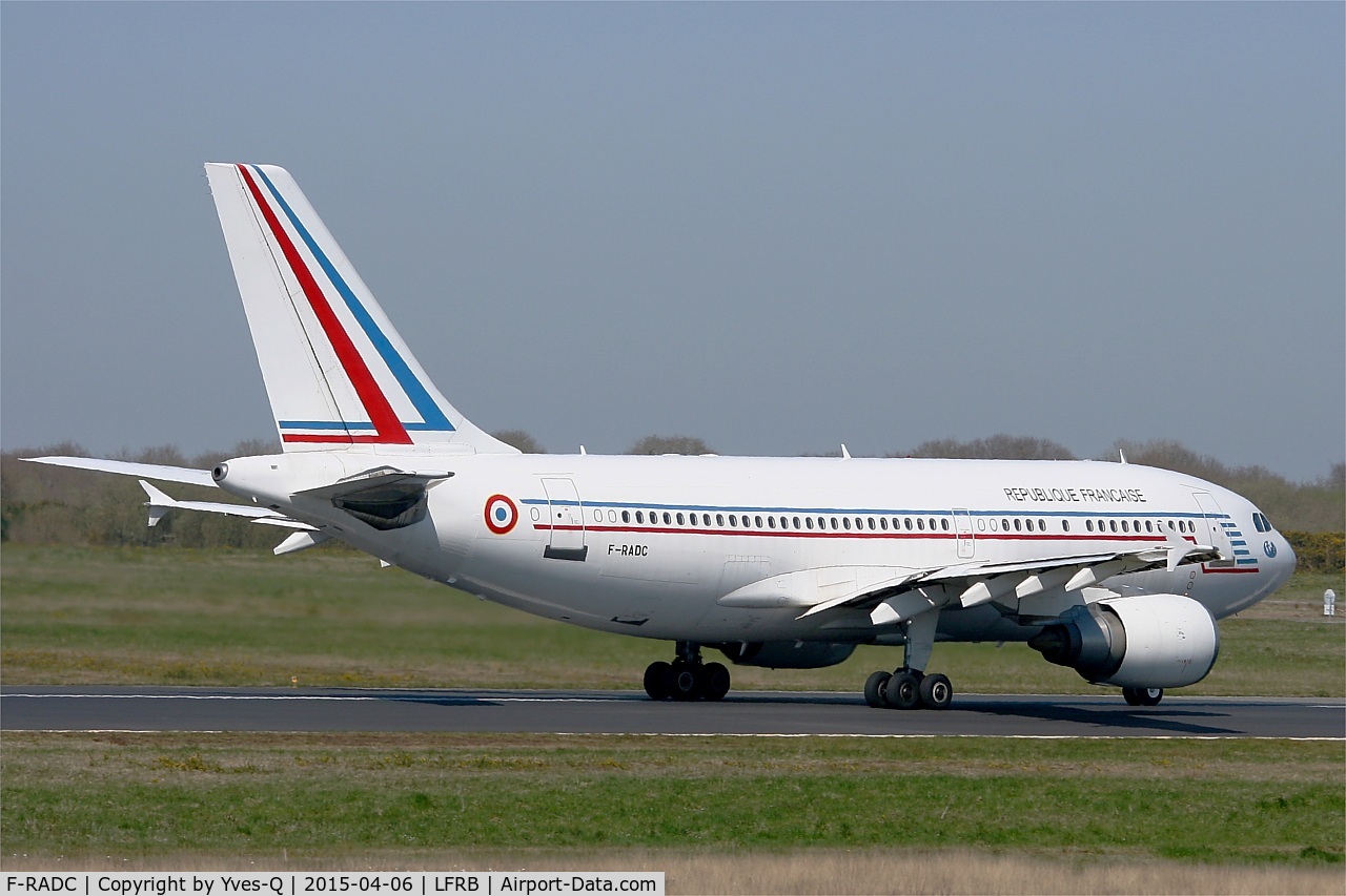 F-RADC, 1988 Airbus A310-304 C/N 418, French Air Force Airbus A310-304, Take off run rwy 07R, Brest-Bretagne Airport (LFRB-BES)
