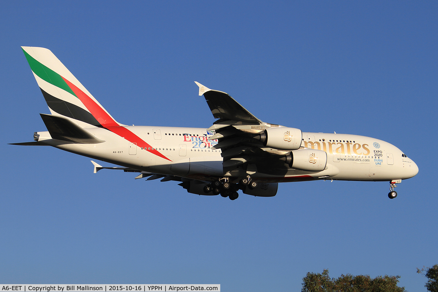 A6-EET, 2013 Airbus A380-861 C/N 142, finals to 21