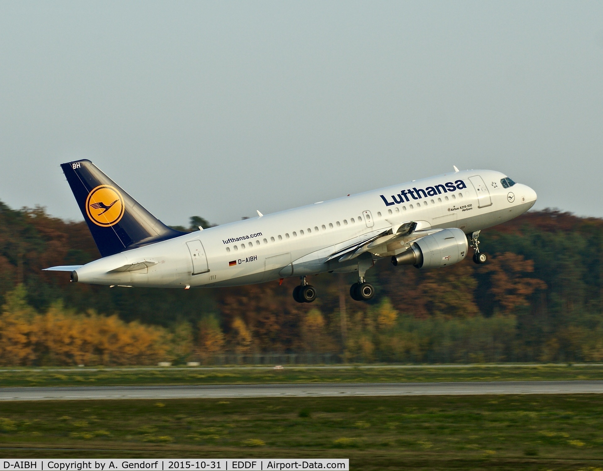 D-AIBH, 2012 Airbus A319-112 C/N 5239, Lufthansa, seen here rocketing away at Frankfurt Rhein/Main(EDDF)