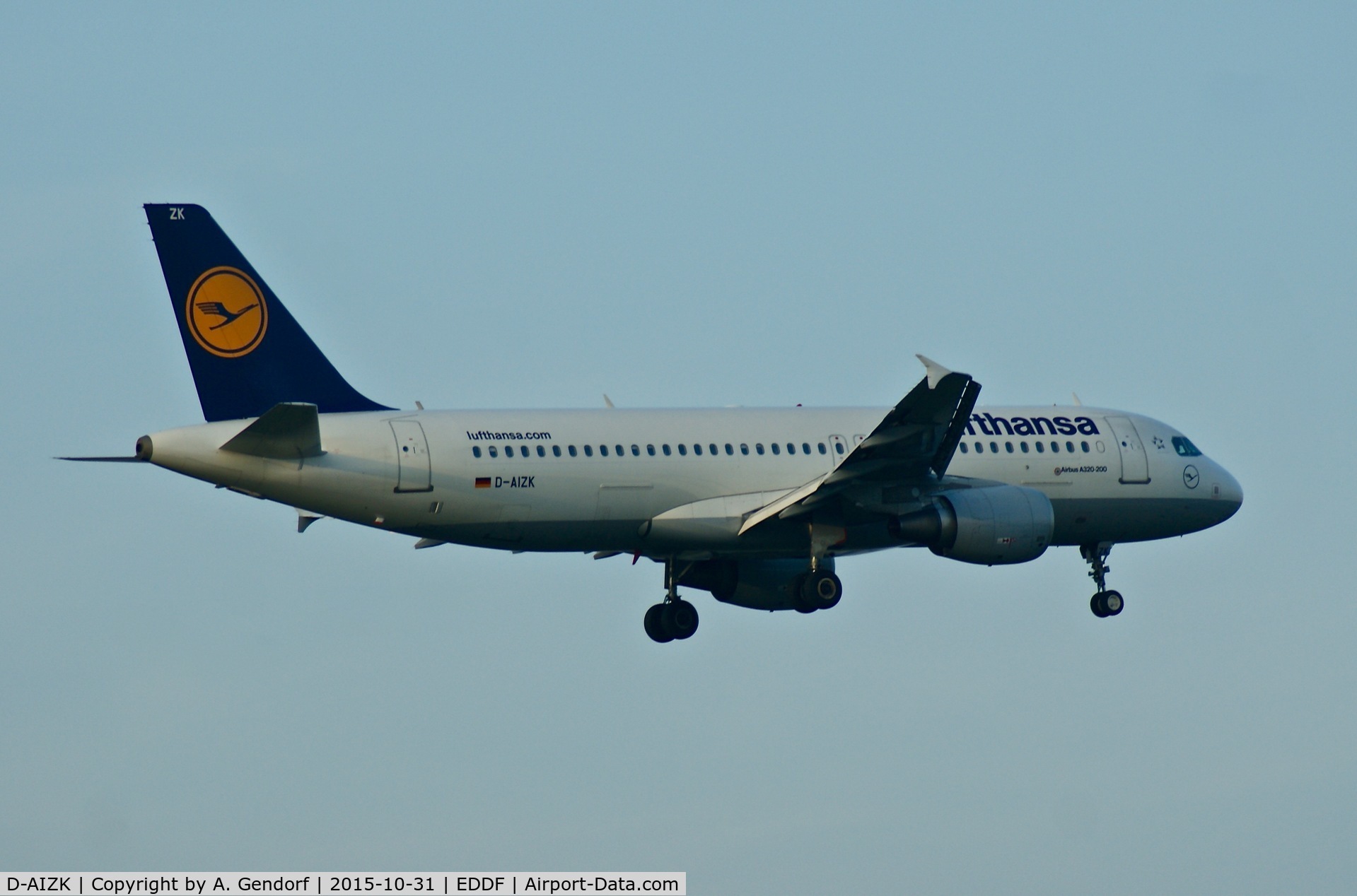 D-AIZK, 2012 Airbus A320-214 C/N 5122, Lufthansa, seen here on short finals at Frankfurt Rhein/Main(EDDF)
