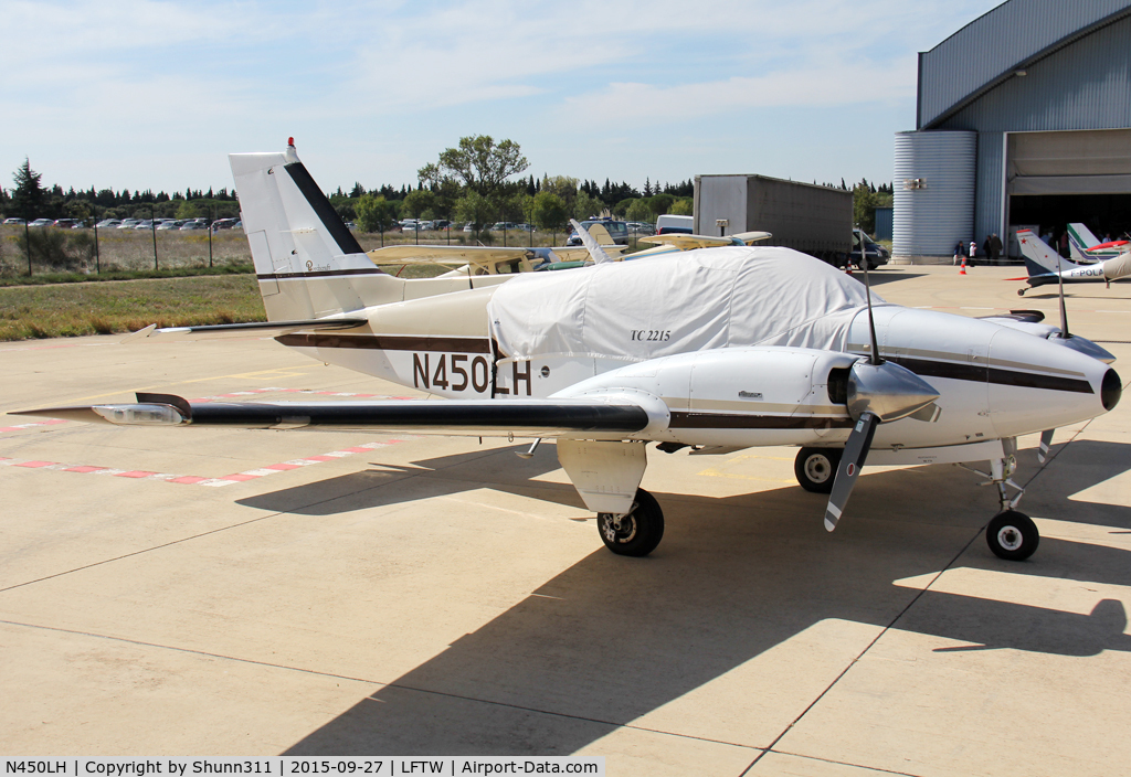 N450LH, Beech 95-B55 Baron C/N TC-2215, Exhibited during FNI Airshow 2015