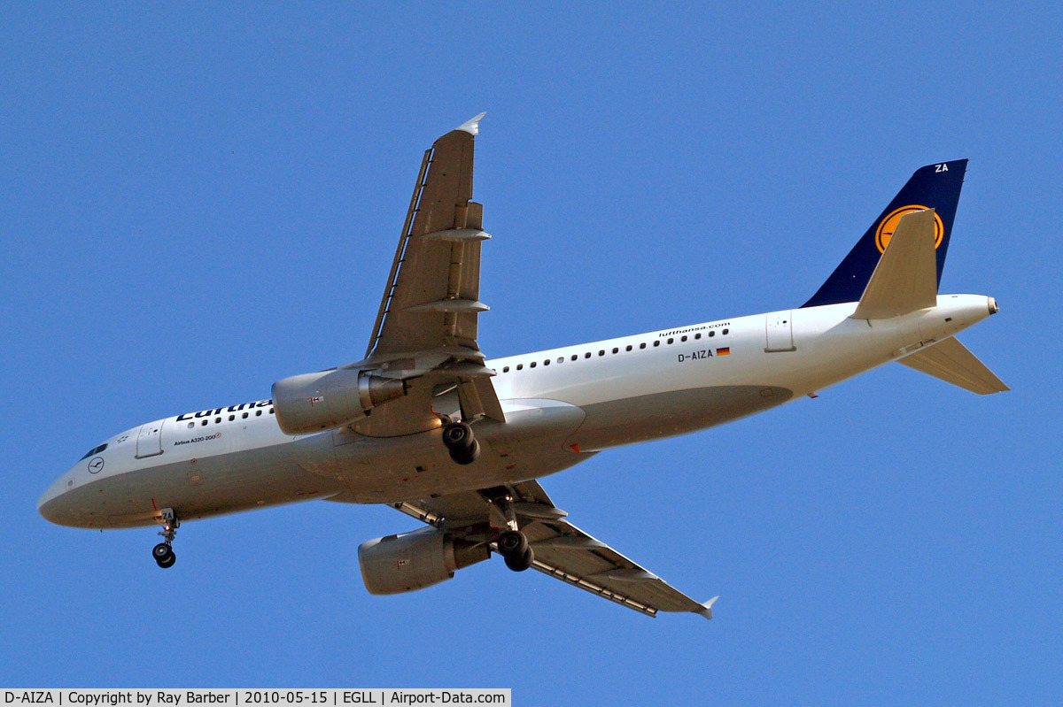 D-AIZA, 2009 Airbus A320-214 C/N 4097, Airbus A320-214 [4097] (Lufthansa) Home~G 15/05/2010. On approach 27R.