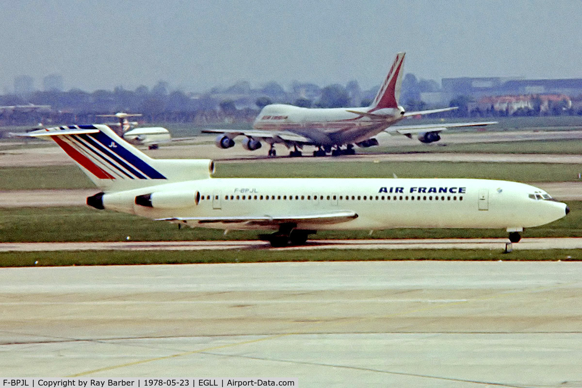 F-BPJL, 1969 Boeing 727-228 C/N 20203, Boeing 727-228 [20203] (Air France) Heathrow~G 23/05/1978. From a slide.