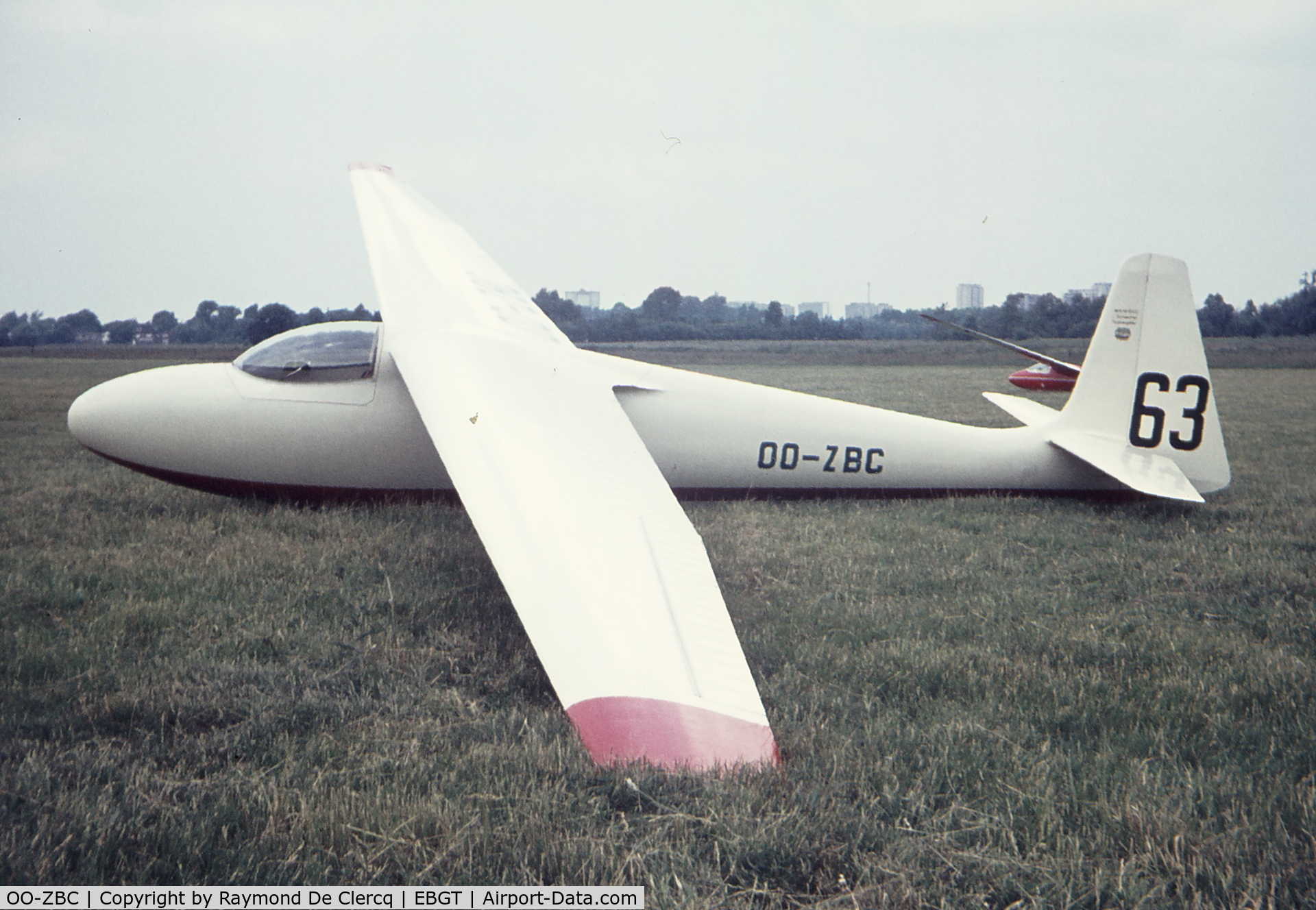 OO-ZBC, 1962 Schleicher Ka-6CR Rhonsegler C/N 6103, Airfield Ghent 1971.