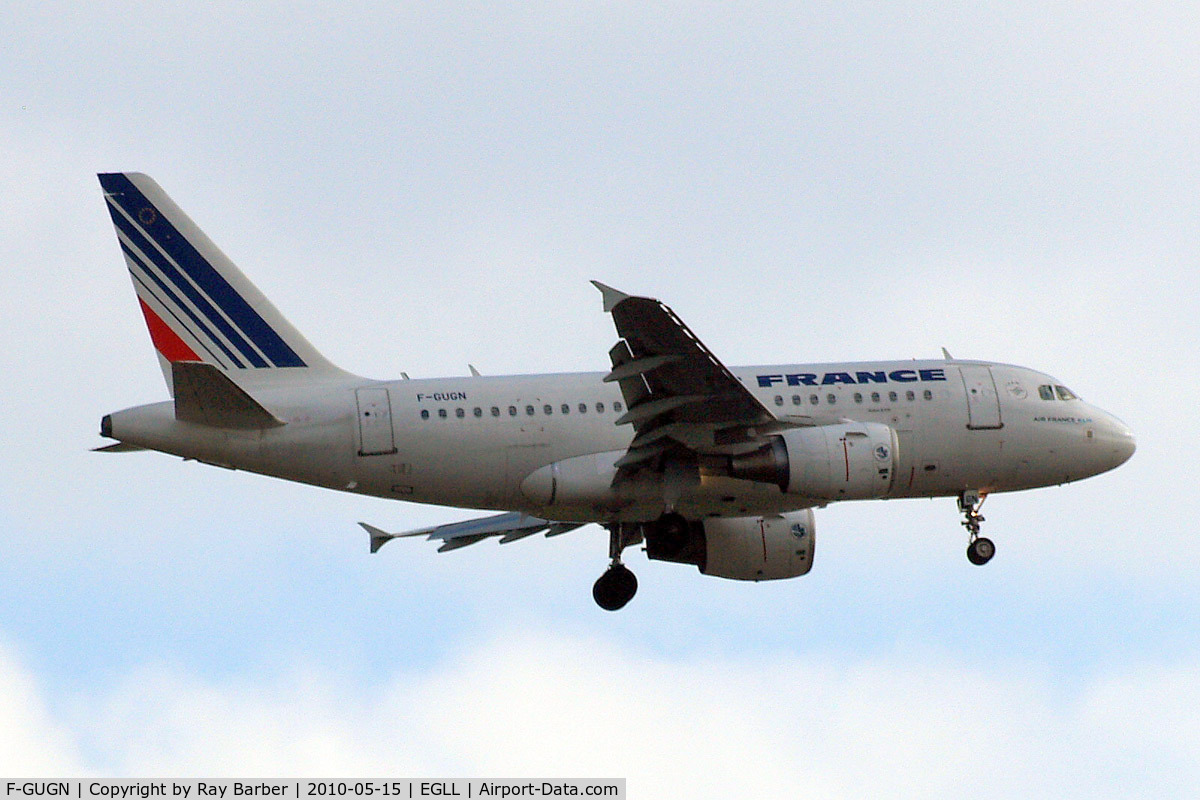 F-GUGN, 2006 Airbus A318-111 C/N 2918, Airbus A318-111 [2918] (Air France) Home~G 15/05/2010. On approach 27L.