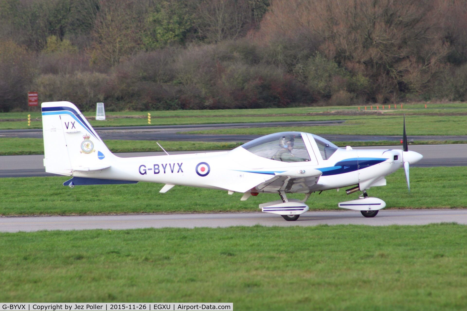 G-BYVX, 2000 Grob G-115E Tutor T1 C/N 82133/E, taxi-in from runway 04 to main apron