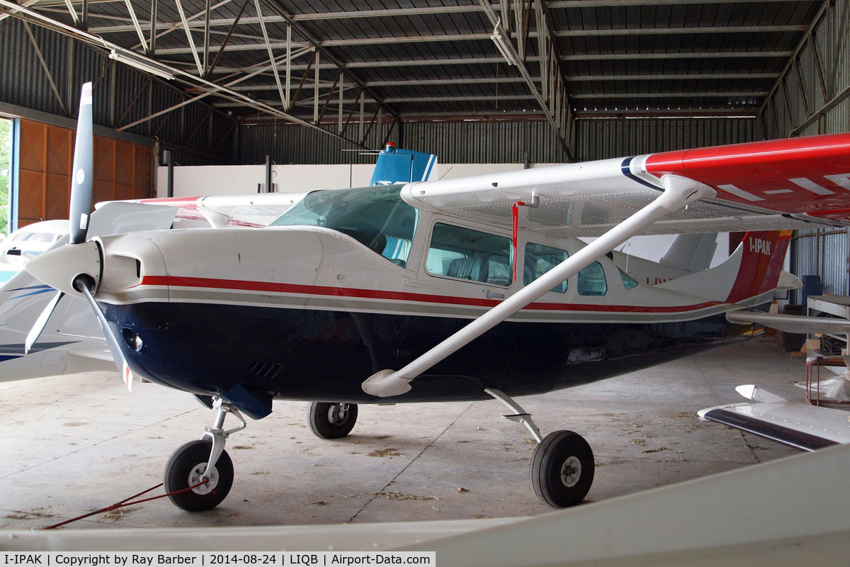 I-IPAK, Cessna TU206G Turbo Stationair C/N 20605613, Cessna TU.206G Turbo Stationair 6 [U206-05613] Arezzo~I 24/08/2014