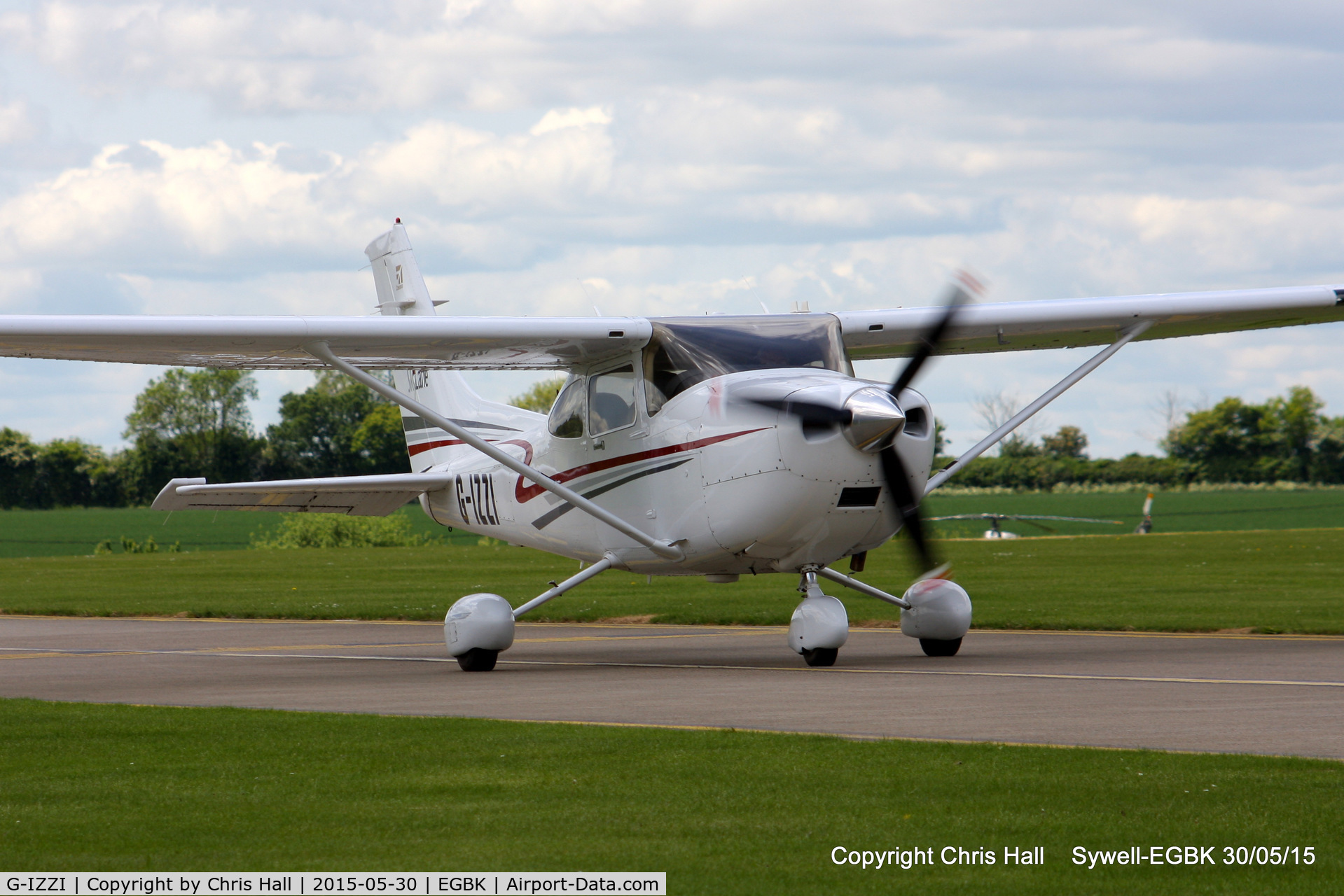 G-IZZI, 2001 Cessna T182T Turbo Skylane C/N T18208100, at Aeroexpo 2015