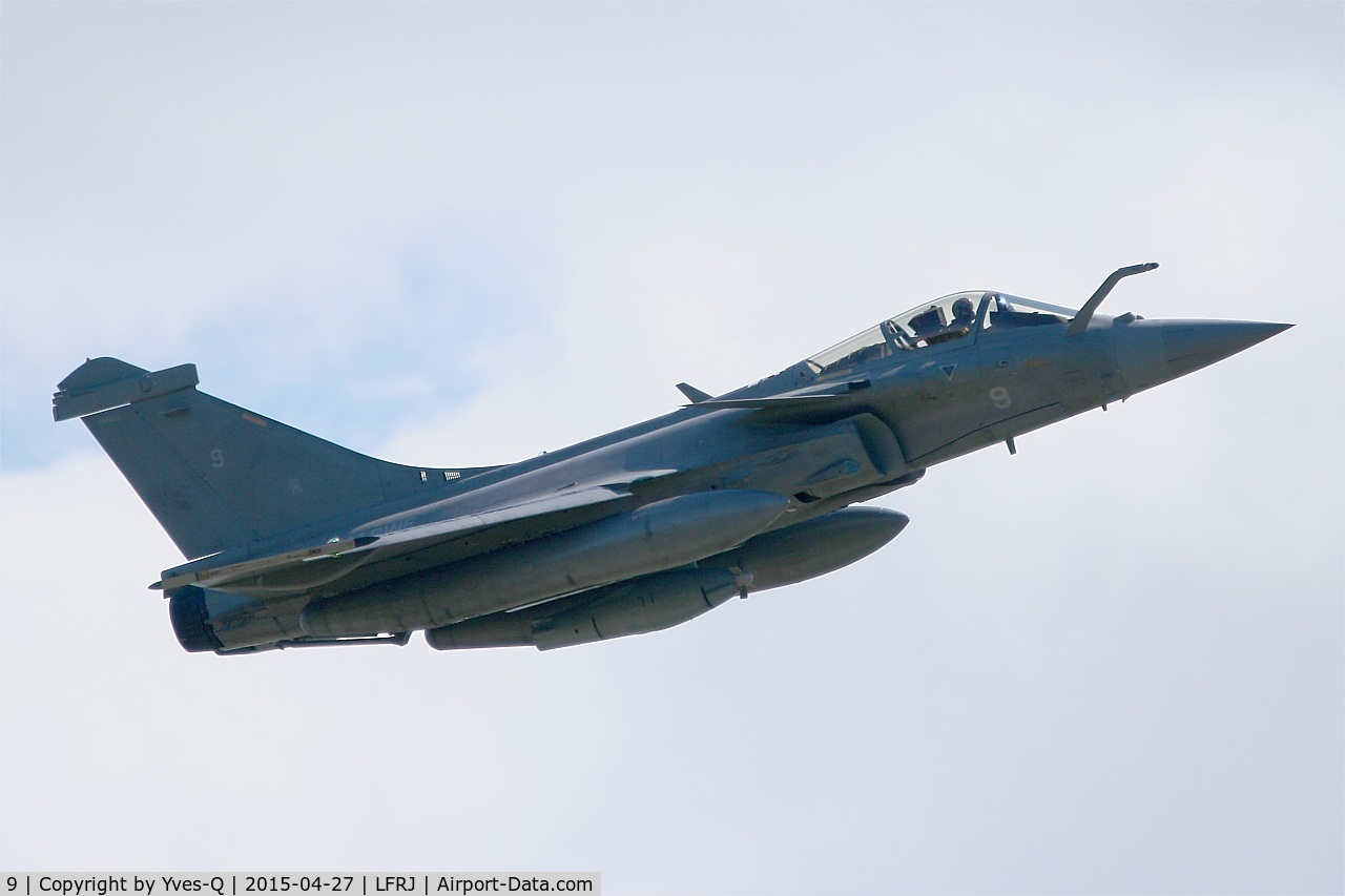 9, Dassault Rafale M C/N 9, Dassault Rafale M, Take off rwy 26, Landivisiau Naval Air Base (LFRJ)