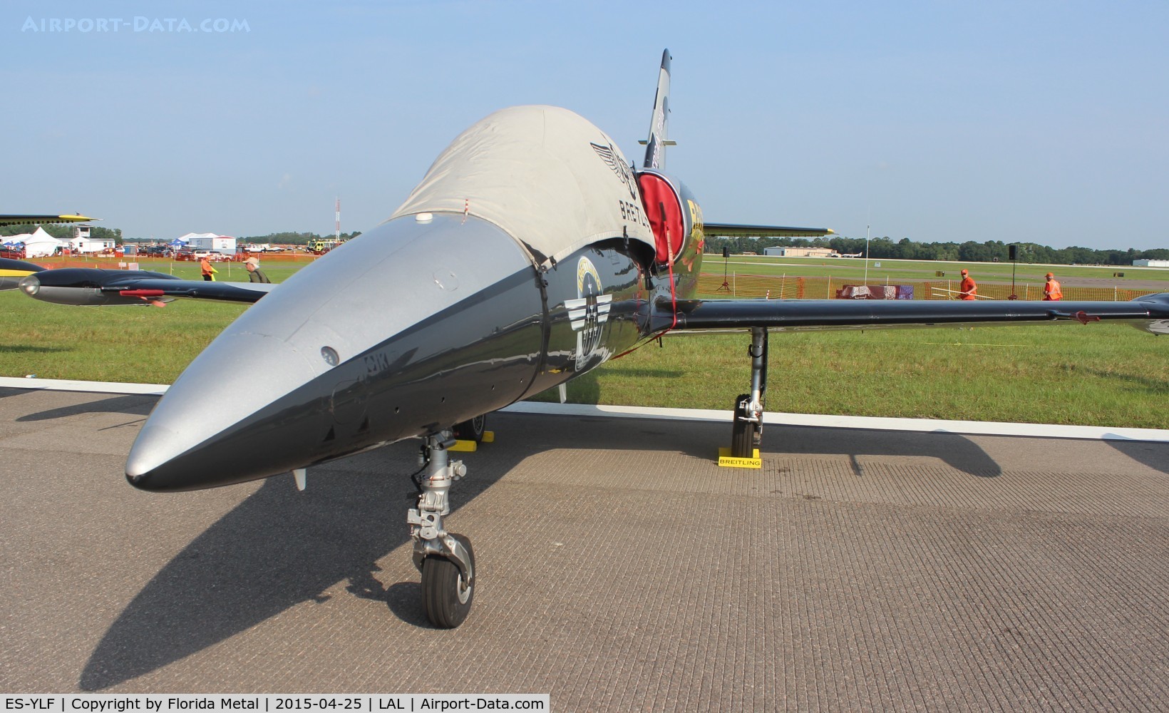 ES-YLF, Aero L-39 Albatros C/N 433141, Breitling
