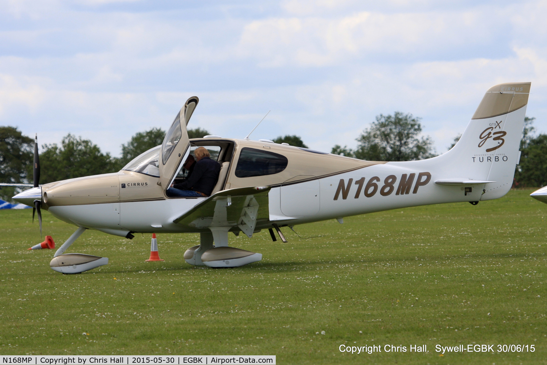N168MP, 2007 Cirrus SR22 G3 GTSX C/N 2692, at Aeroexpo 2015