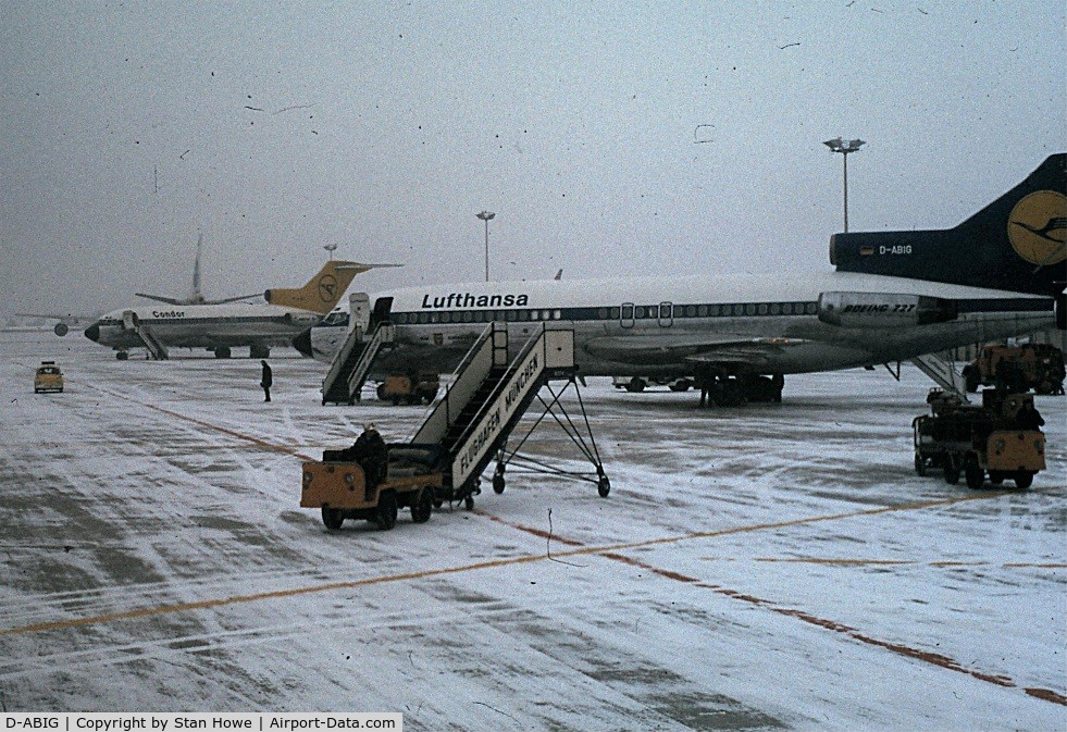 D-ABIG, 1964 Boeing 727-30 C/N 18364, At Munich Airport , December 1973.