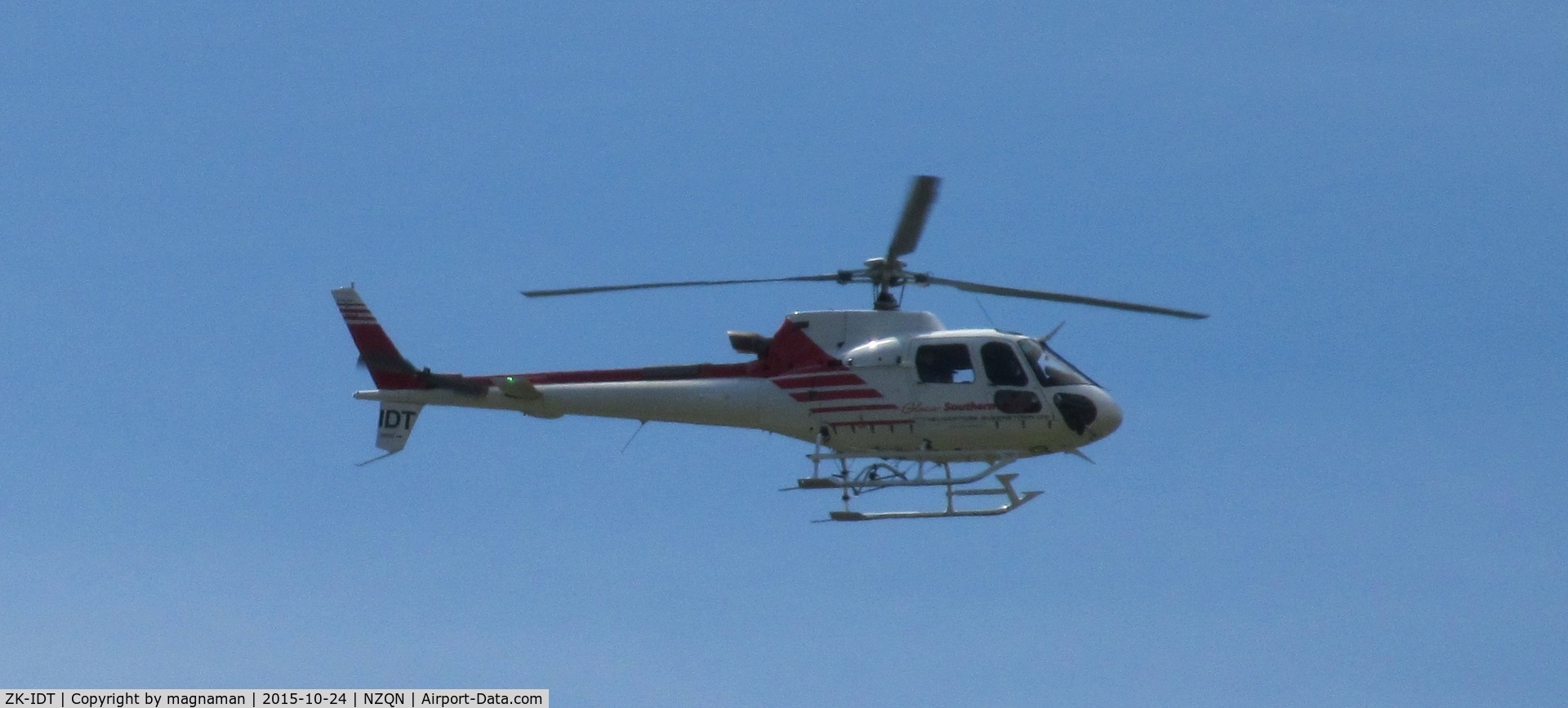 ZK-IDT, Eurocopter AS-350B-3 Ecureuil Ecureuil C/N 7721, Coming in to land at QN