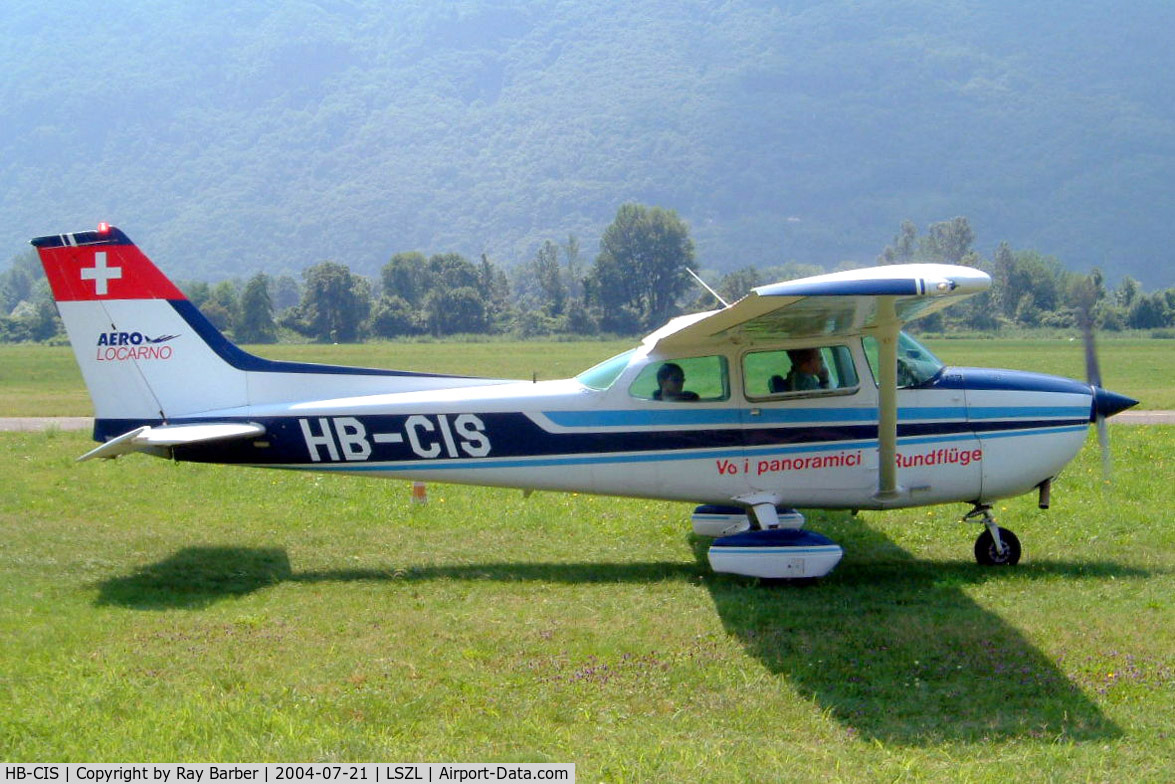 HB-CIS, 1980 Cessna 172N C/N 17273679, Cessna 172N Skyhawk [172-73679] Locarno~HB 21/07/2004