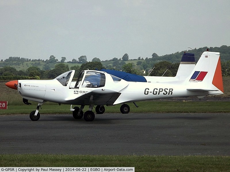 G-GPSR, 1988 Grob G-115 C/N 8024, Based @ Halfpenny Green. EX:-PH-SPH.